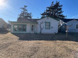 218 N Gaines Avenue Property Photo 4