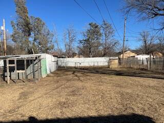 218 N Gaines Avenue Property Photo 6
