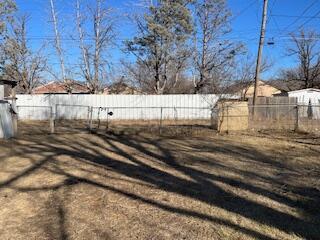 218 N Gaines Avenue Property Photo 7