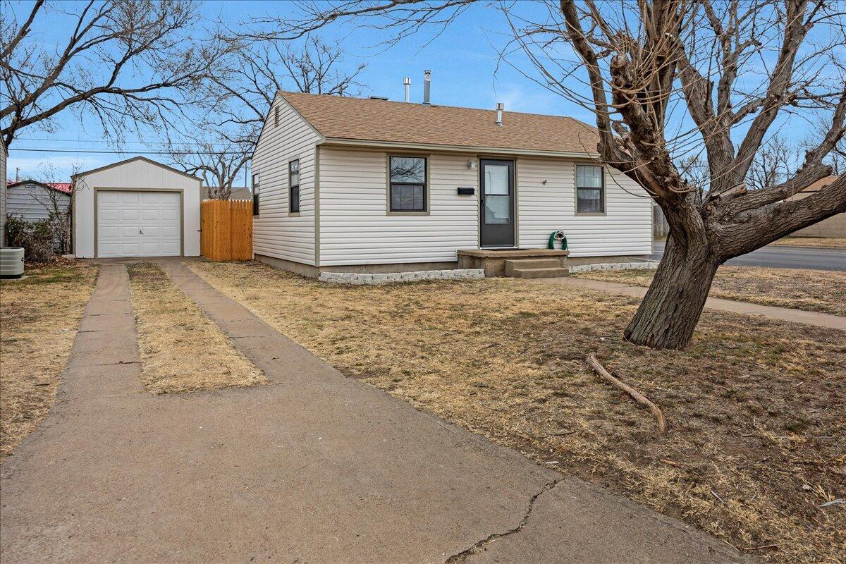 4521 S Bonham Street Property Photo 1