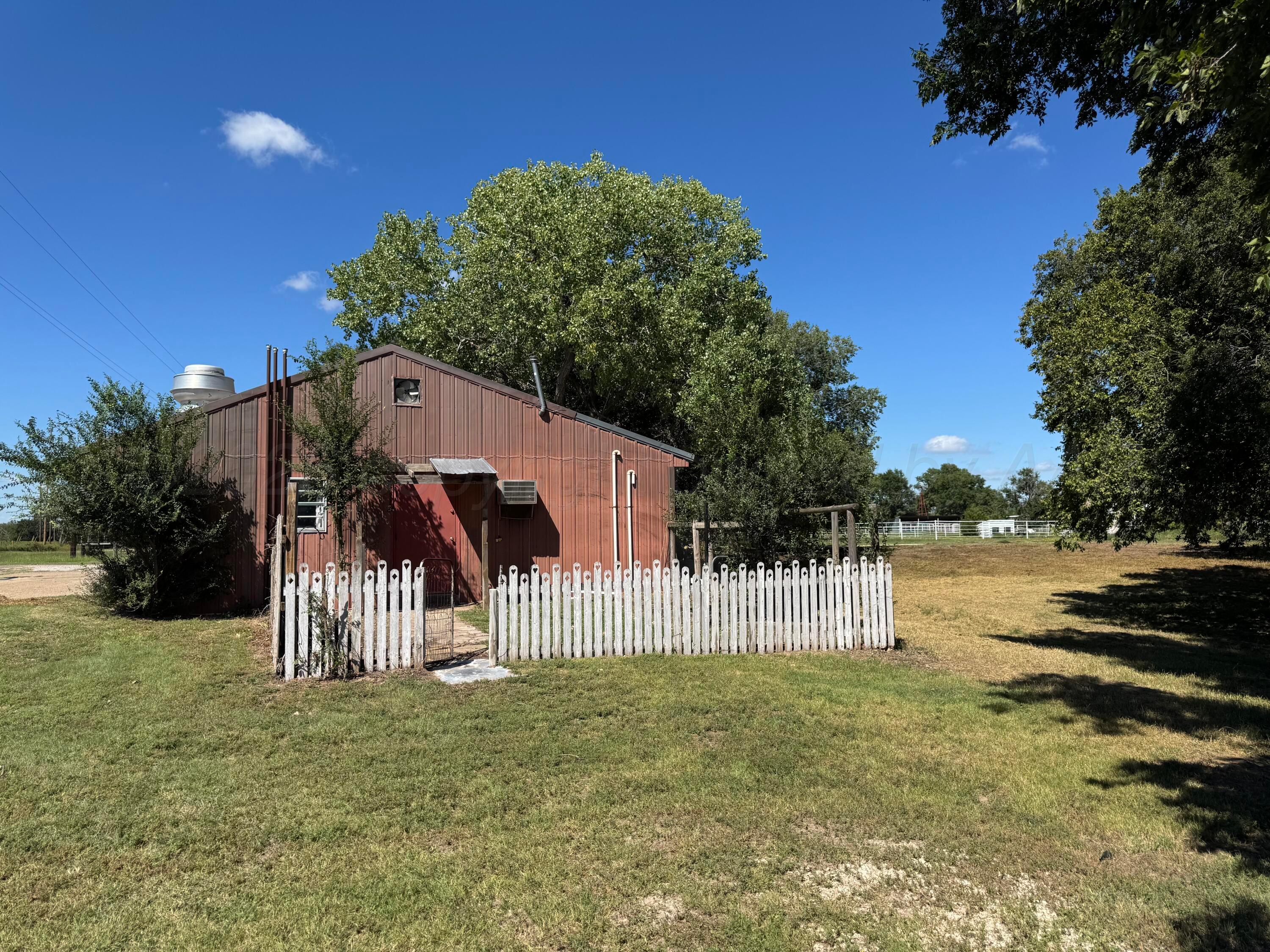 11316 Highway 305 Property Photo 12