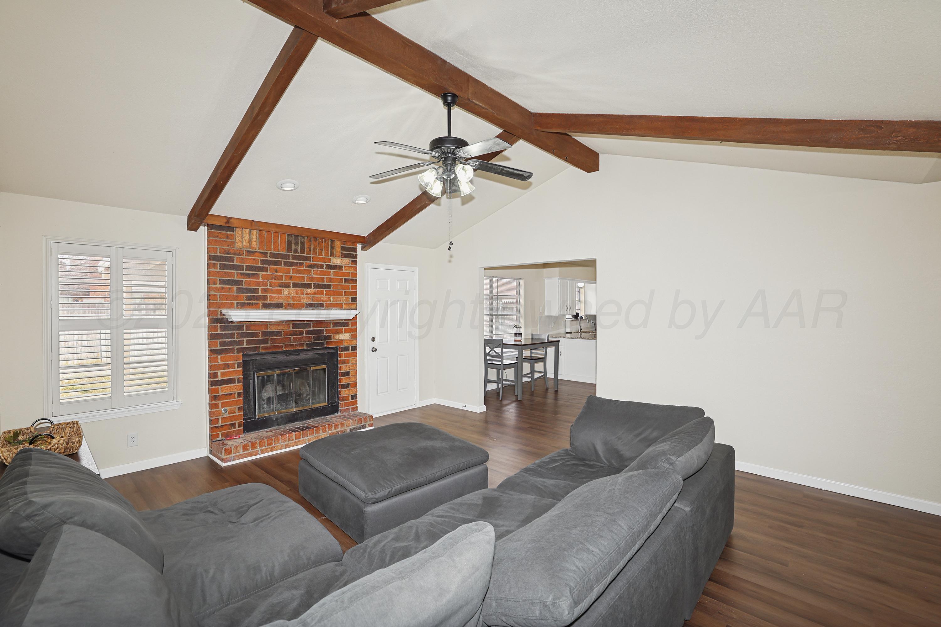 1116 Trinchera Drive Property Photo 3