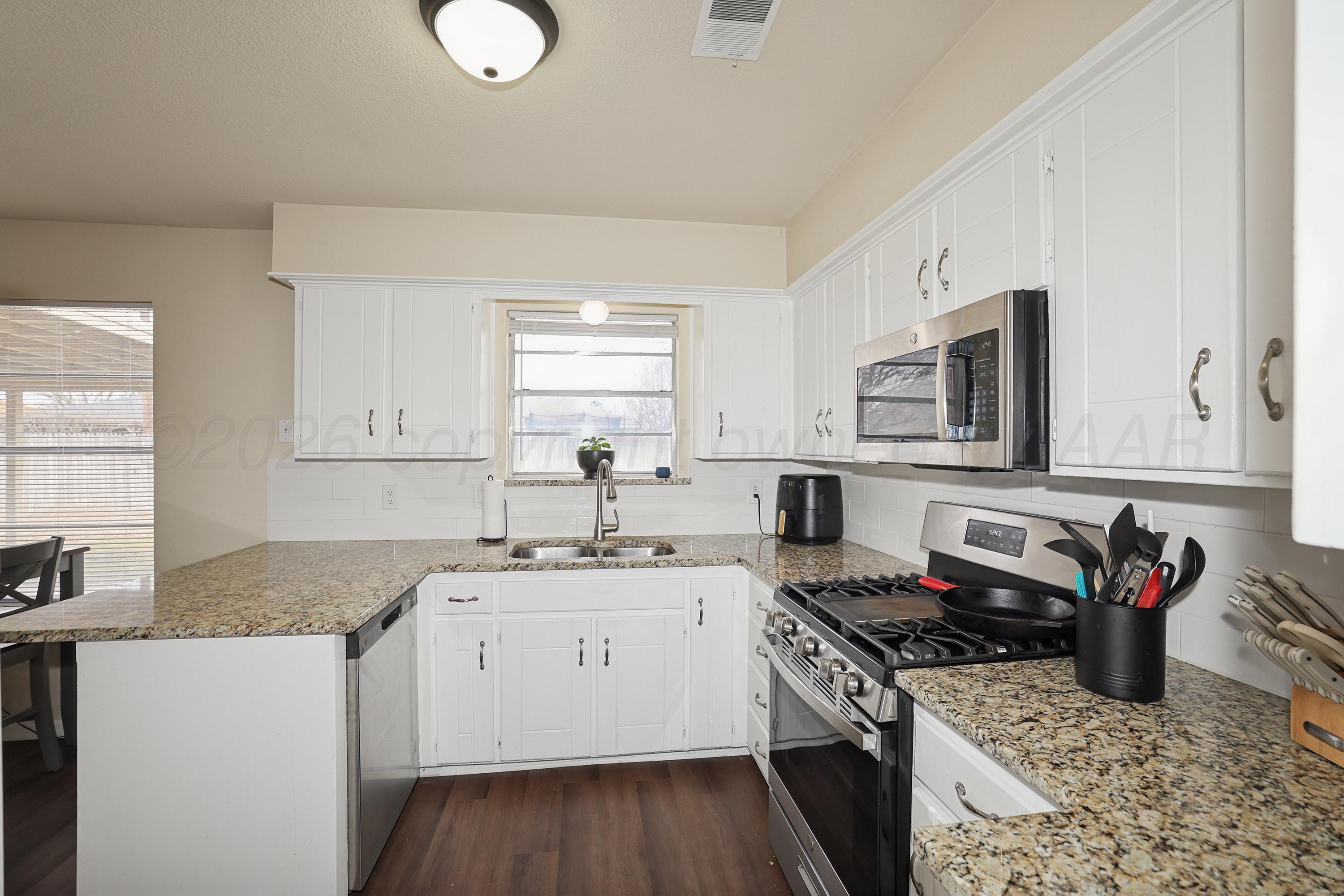 1116 Trinchera Drive Property Photo 18