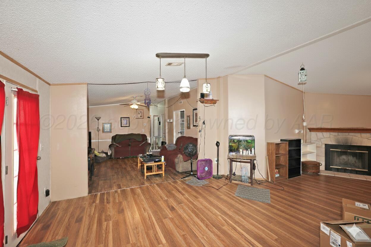 11450 Aires Drive Property Photo 5
