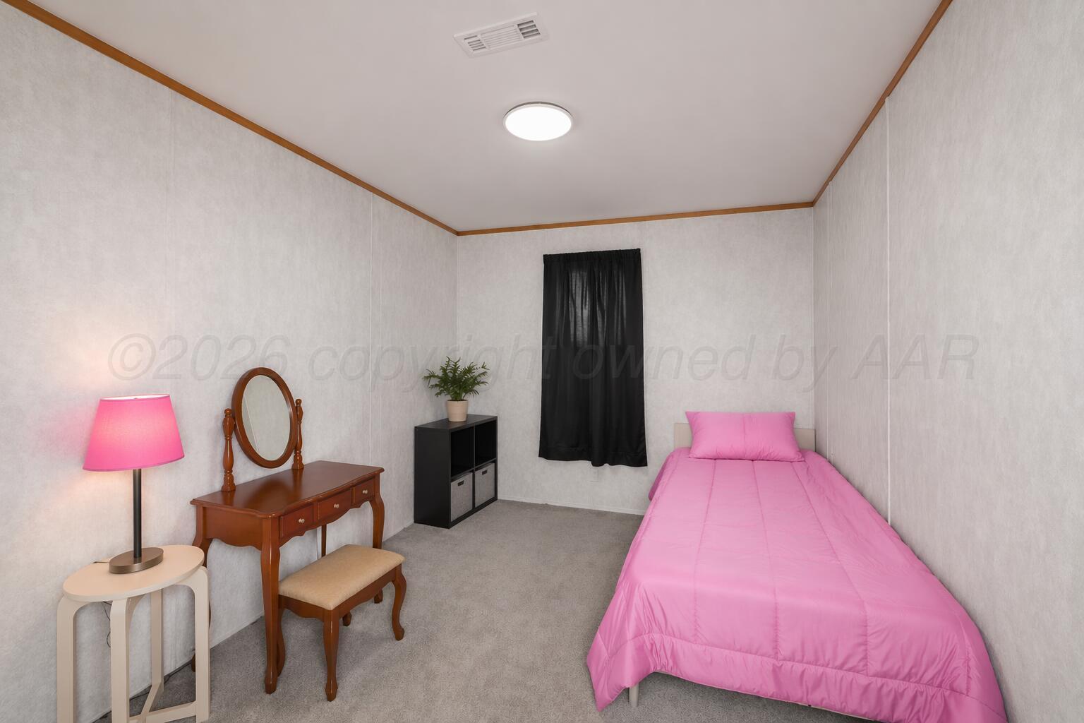 11450 Aires Drive Property Photo 8