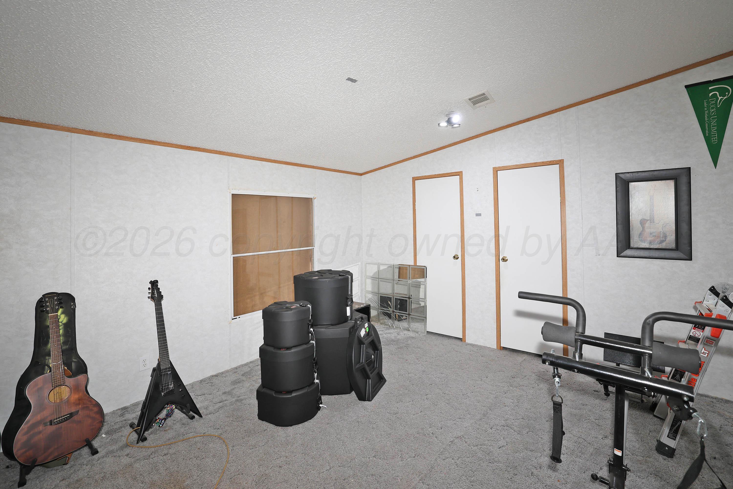 11450 Aires Drive Property Photo 12