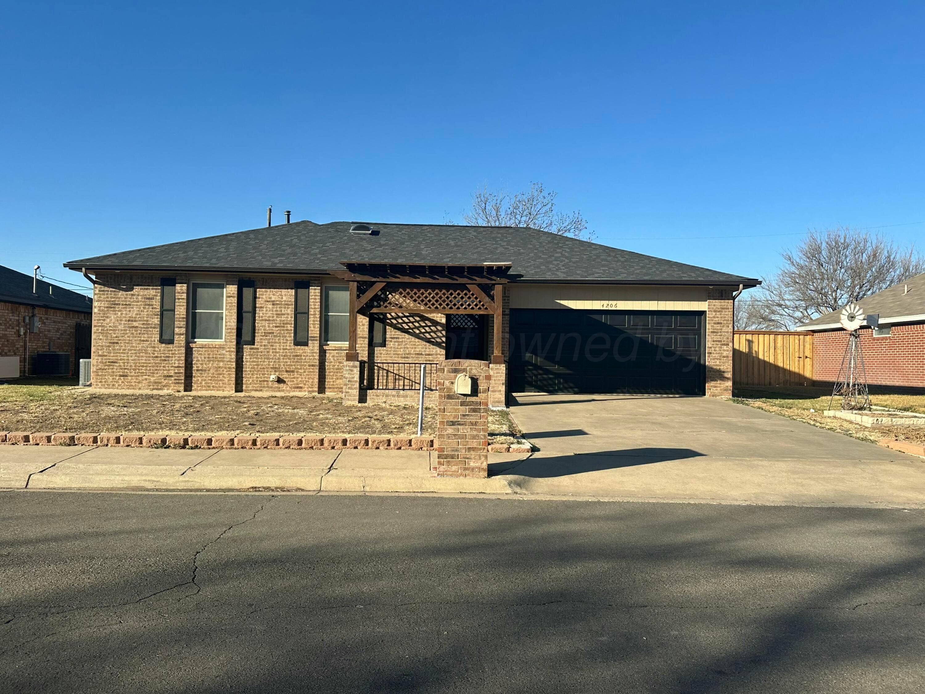 4206 Jamie Trail Property Photo 1
