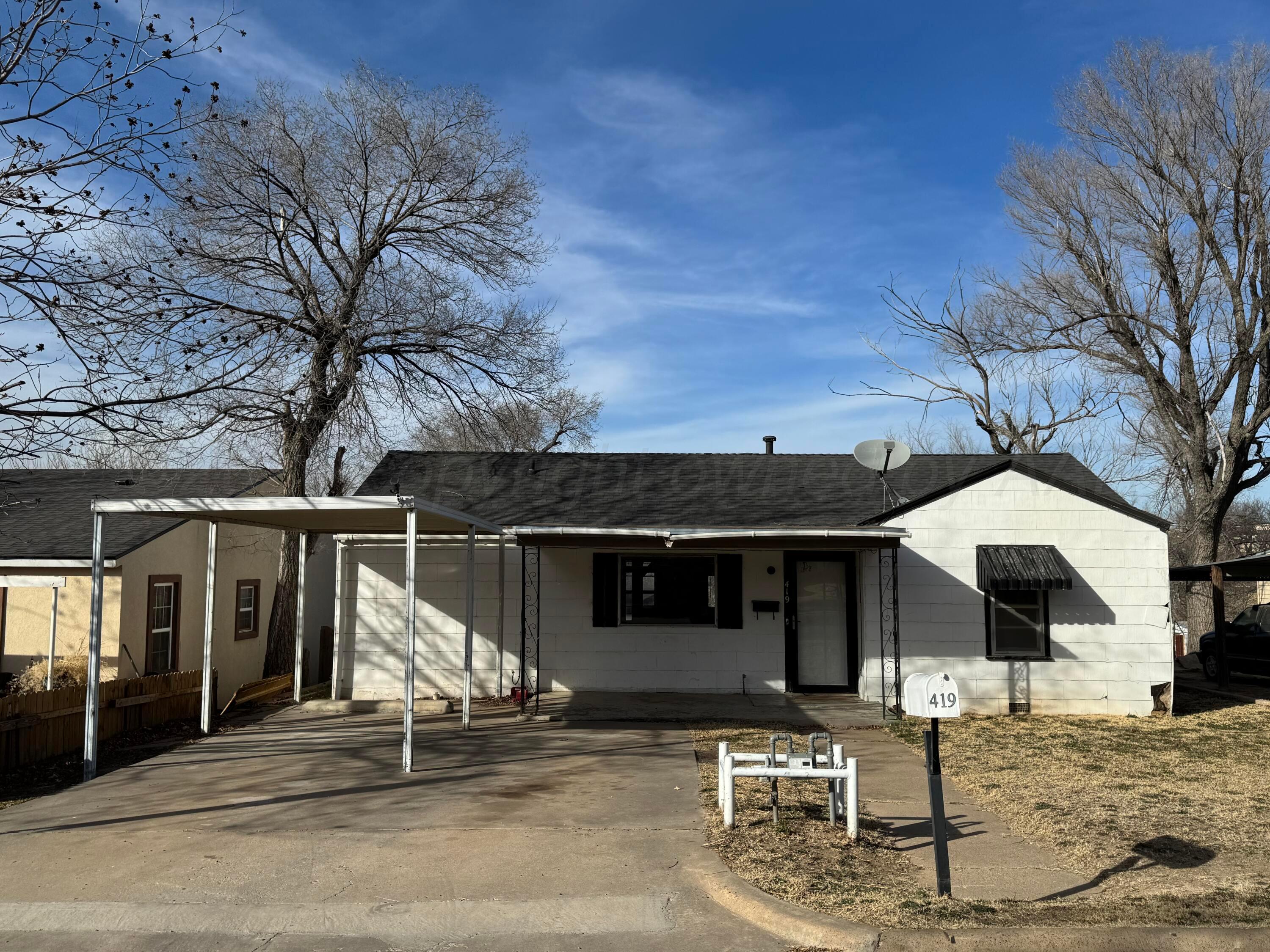 419 E Cheyenne Avenue Property Photo 1