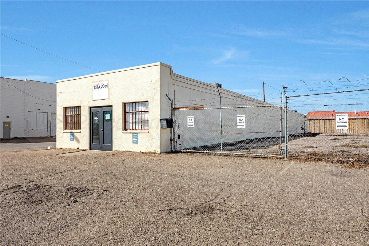 501 N Arthur Street Property Photo 23