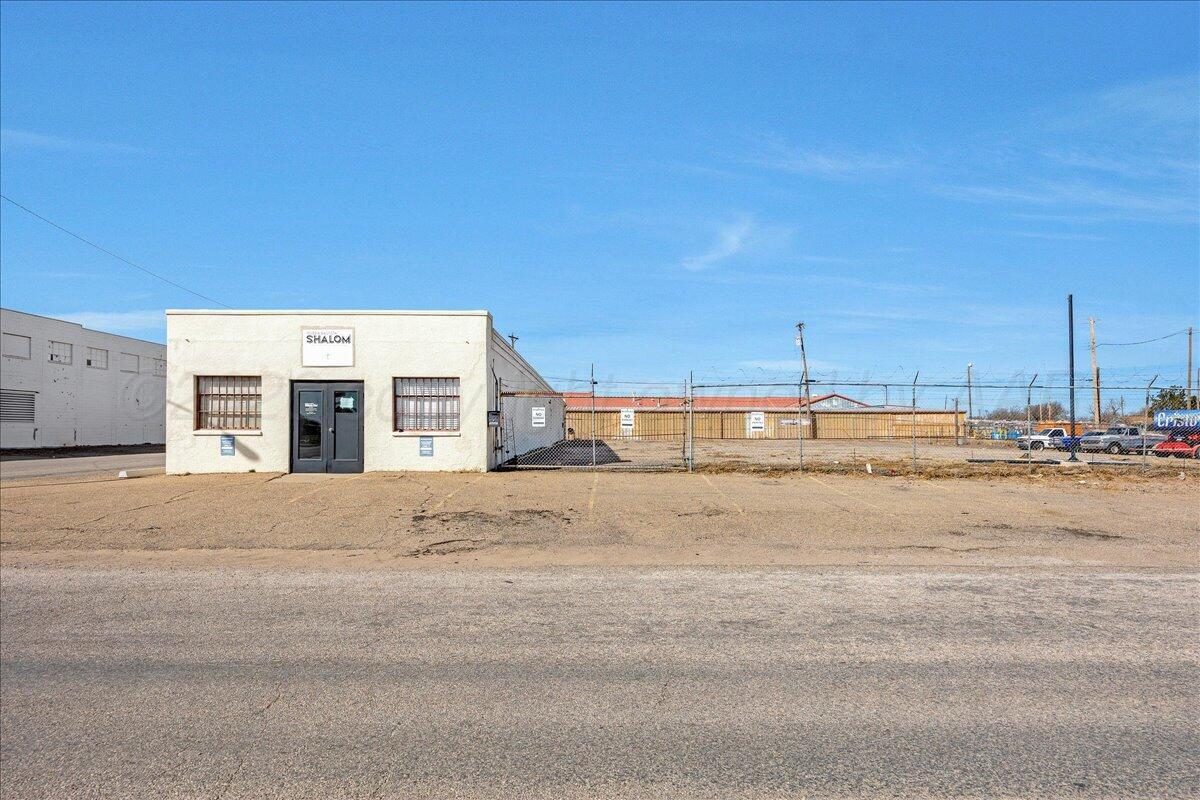 501 N Arthur Street Property Photo 26