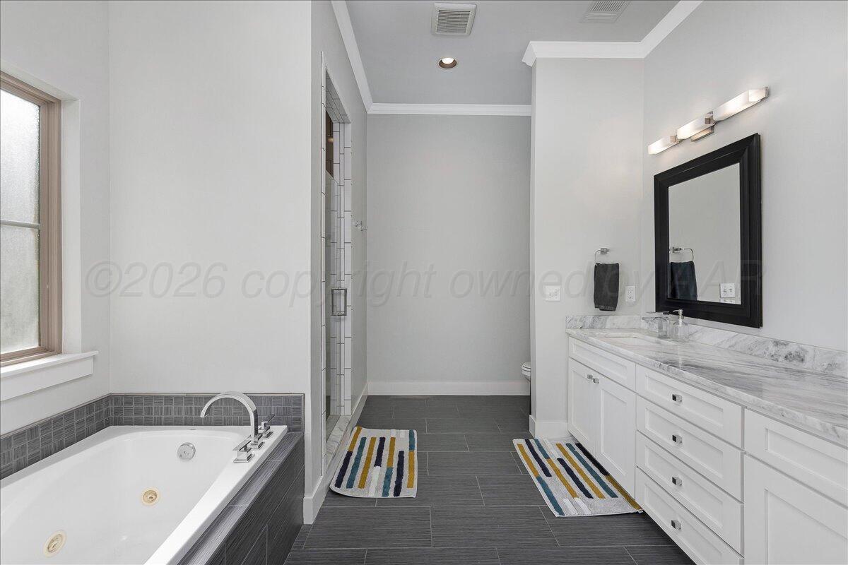 6306 Glenwood Property Photo 18