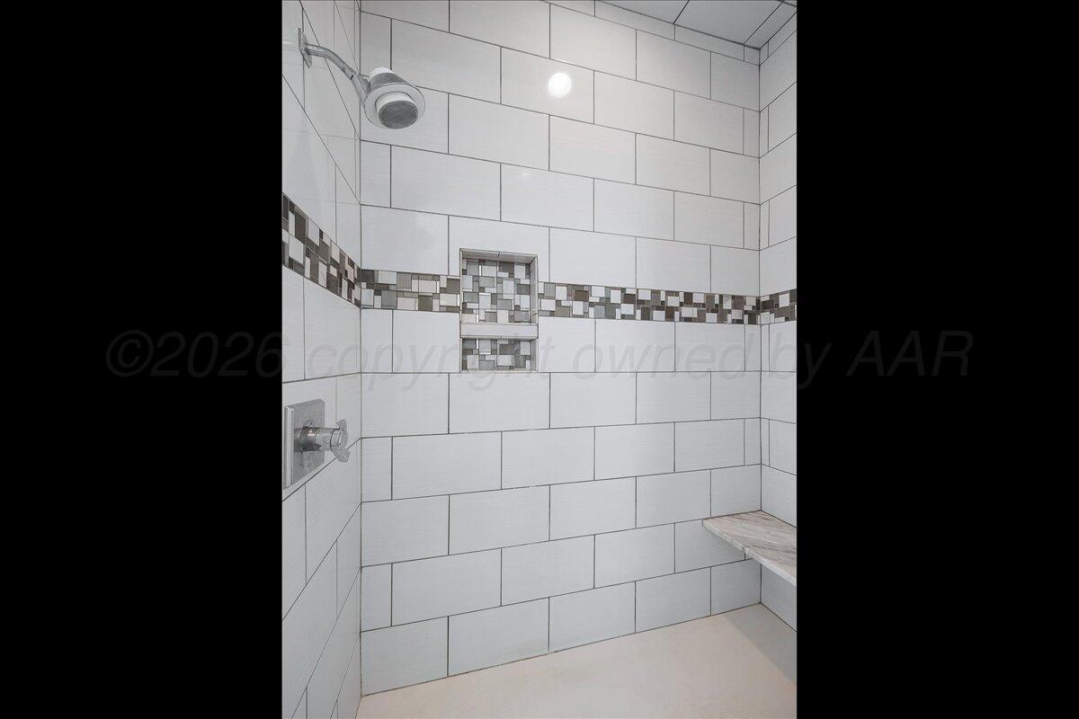 6306 Glenwood Property Photo 21