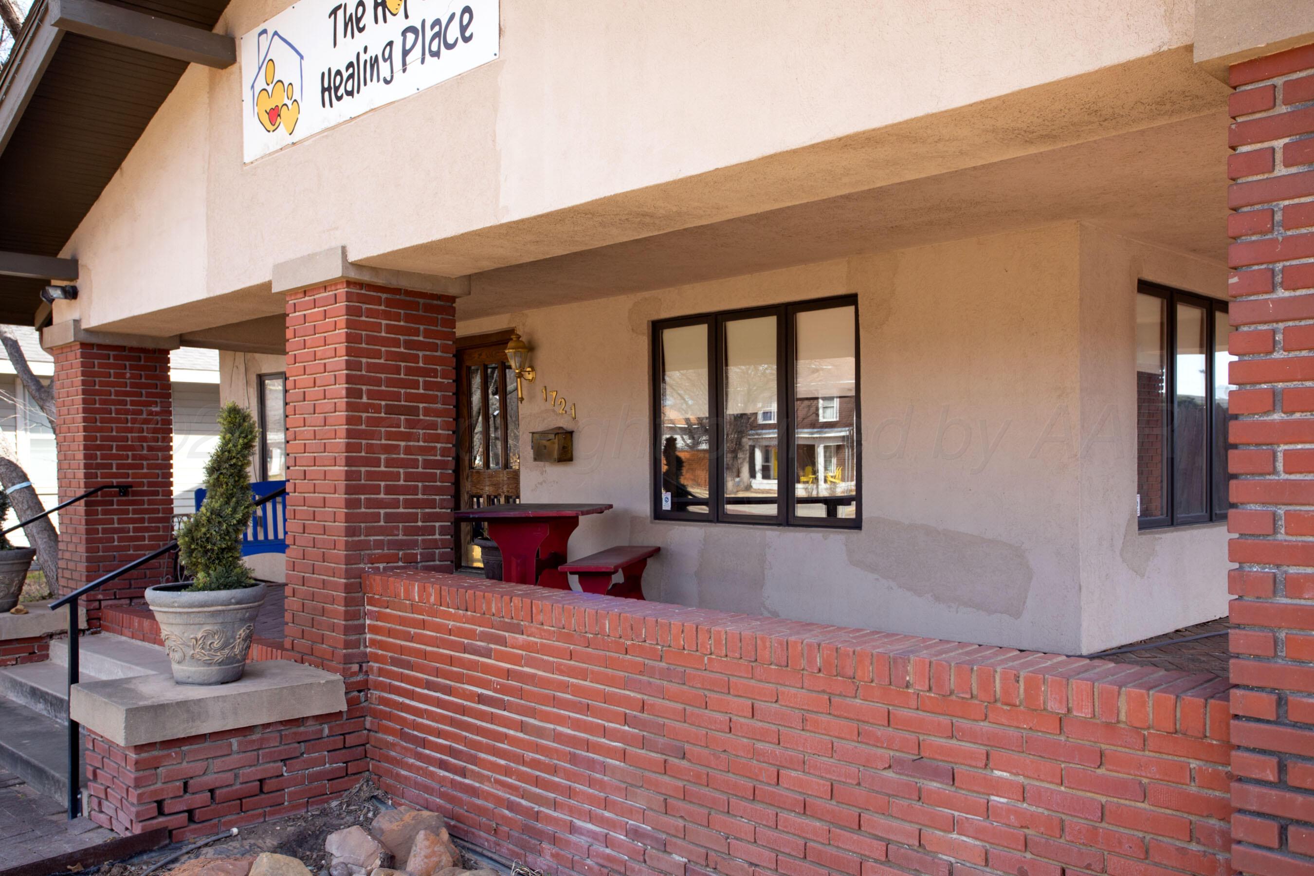 1721 S Tyler Street Property Photo 3
