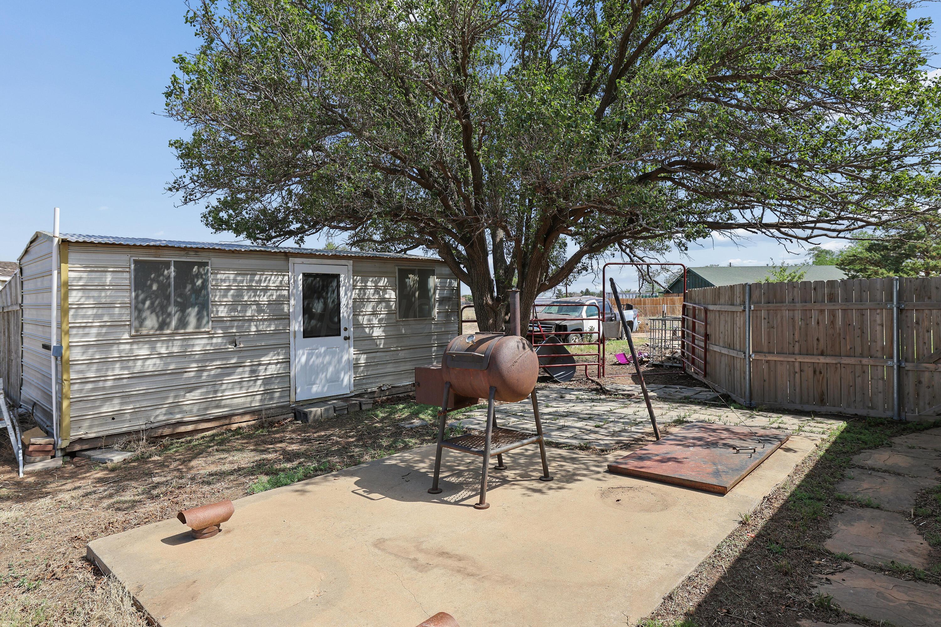 225 Bordeaux Lane Property Photo 32