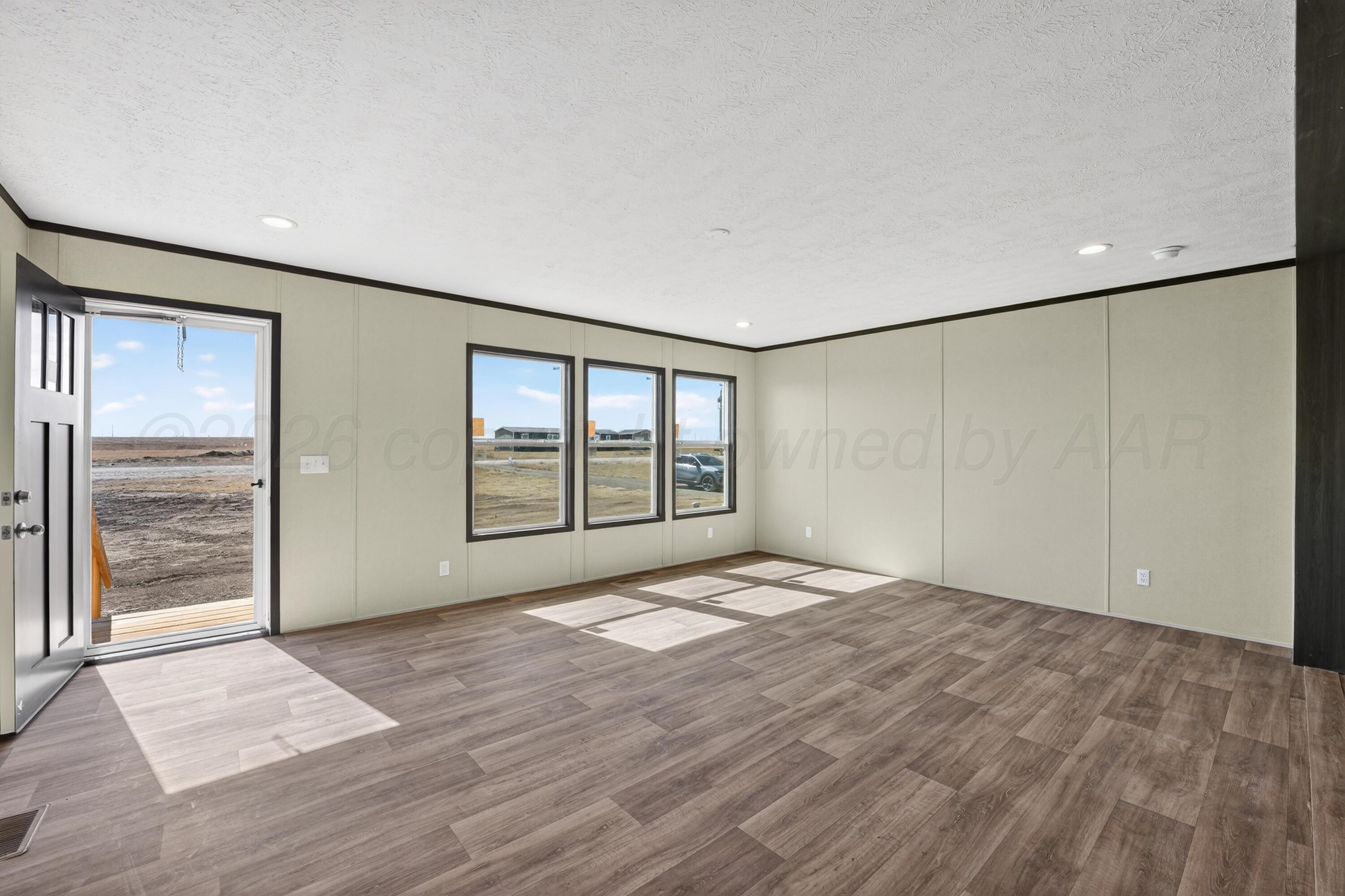 2721 Avery Road Property Photo 4