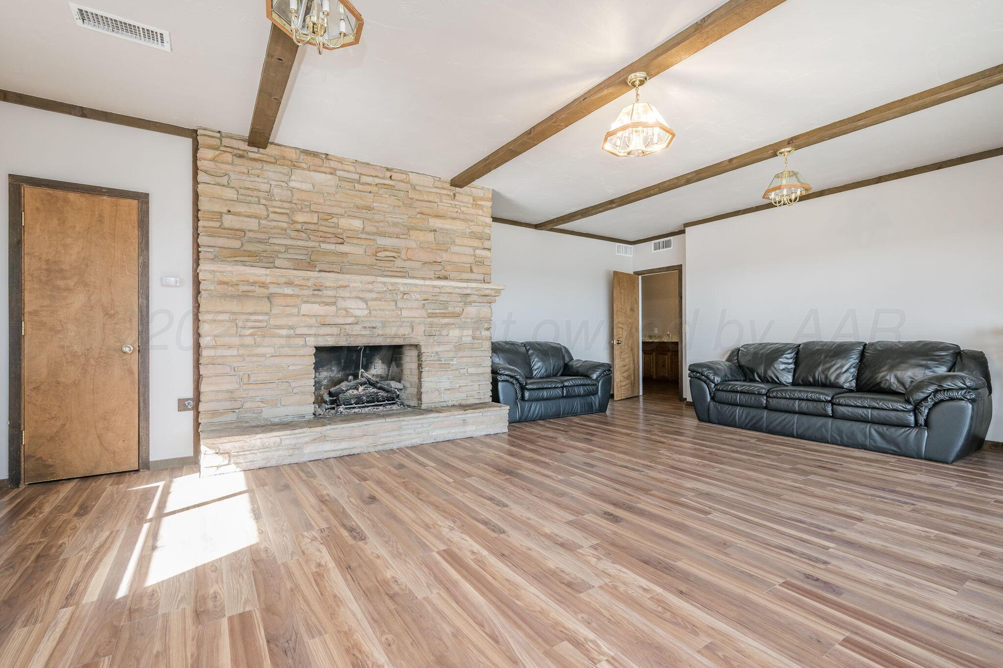 15 Lancaster Road Property Photo 43