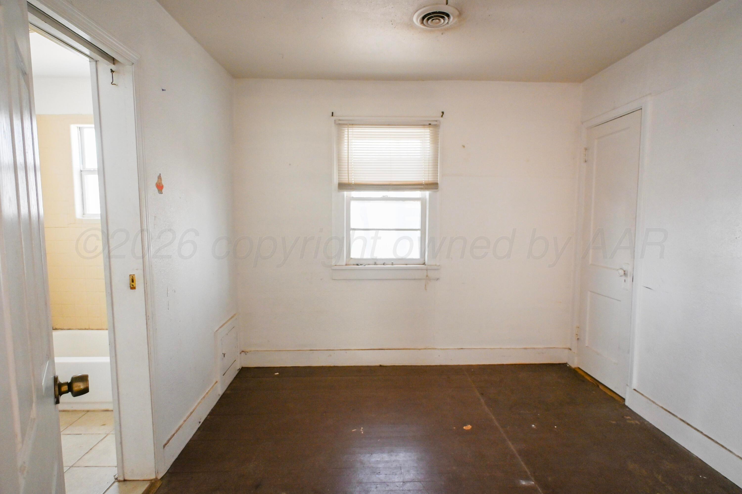 1210 Sw 12th Avenue Property Photo 9