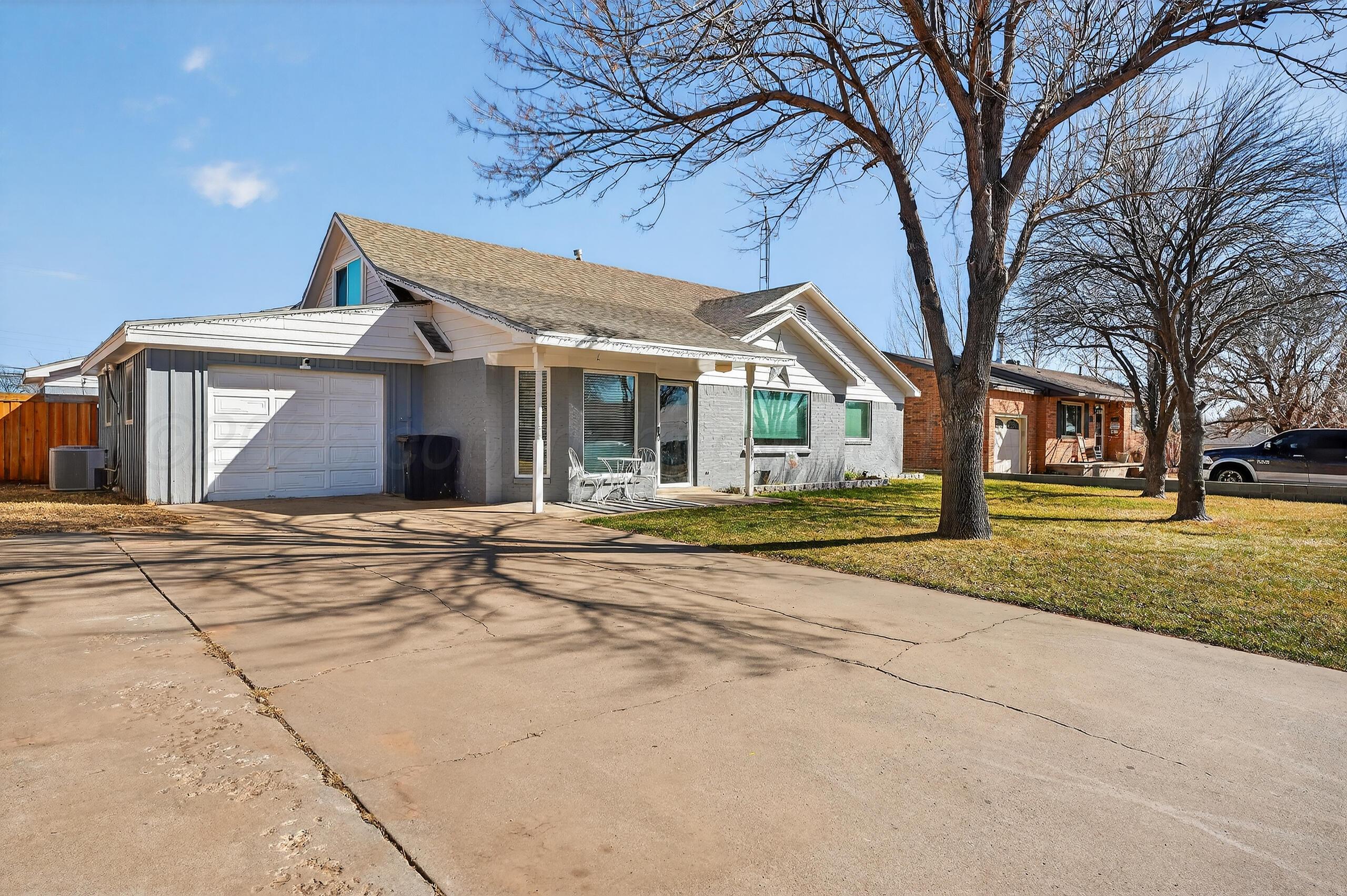 1009 Cherry Avenue Property Photo 2