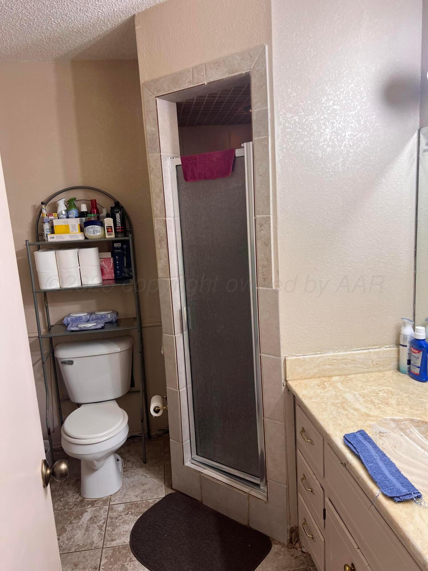 525 W 15th Street Property Photo 15