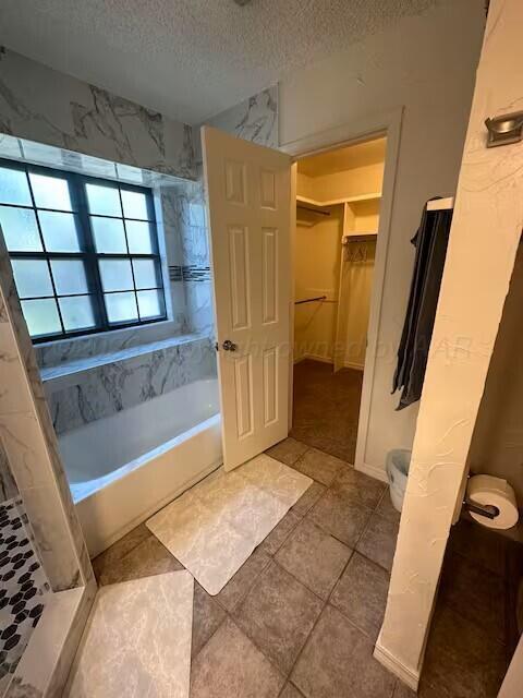 7040 Fulham Drive Property Photo 5