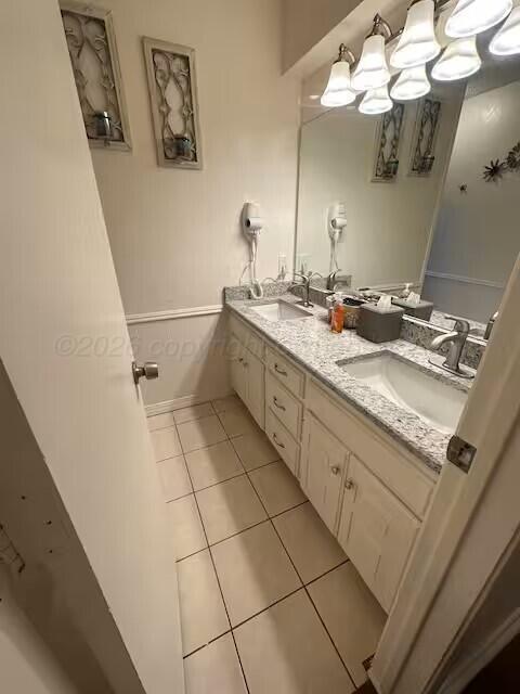 7040 Fulham Drive Property Photo 10