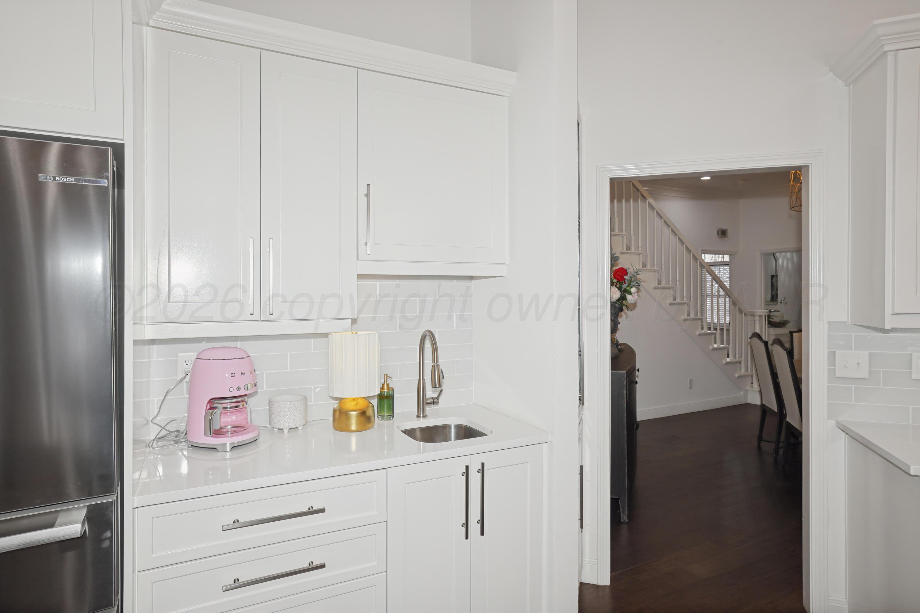 12 Willow Bridge Drive Property Photo 15