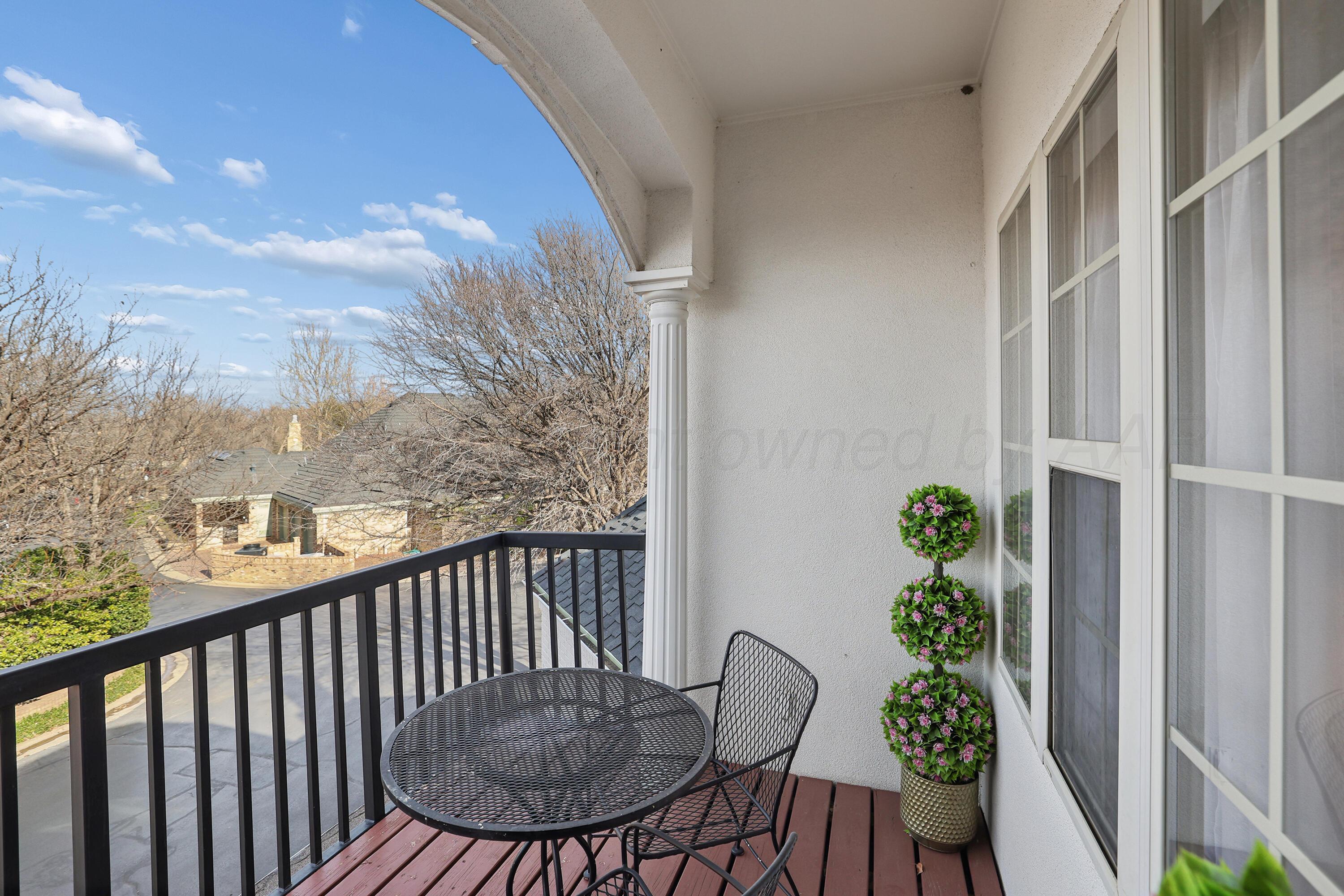 12 Willow Bridge Drive Property Photo 35