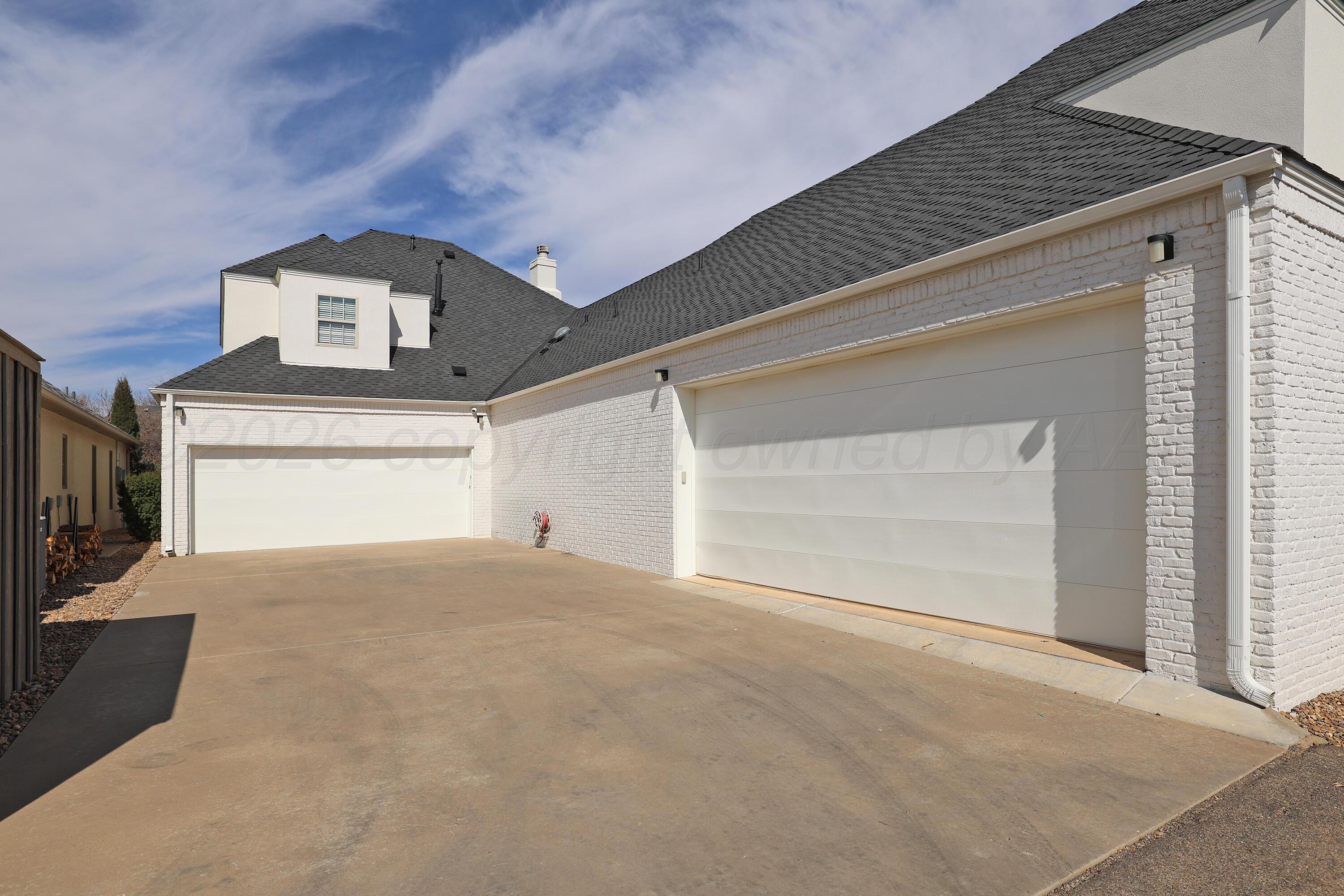 12 Willow Bridge Drive Property Photo 49