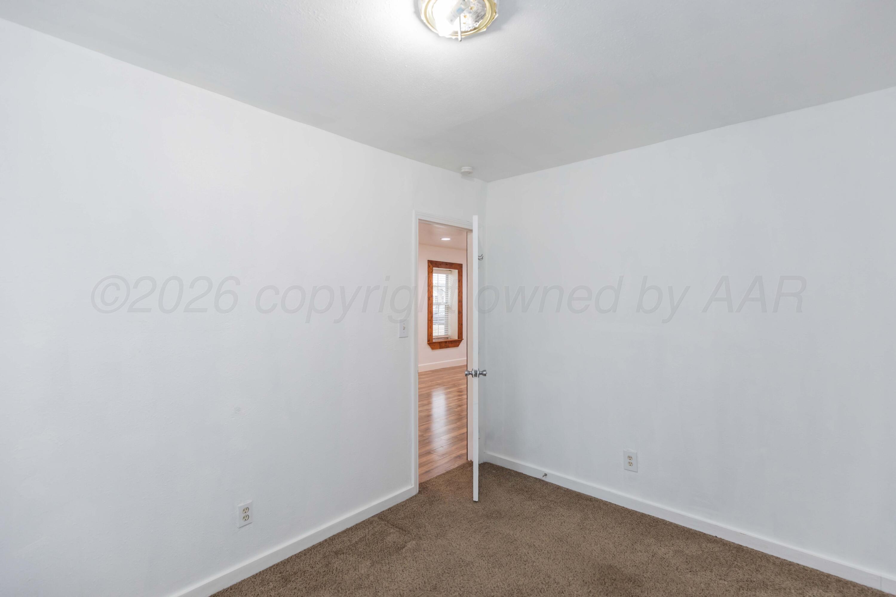 1503 7th Avenue Property Photo 4