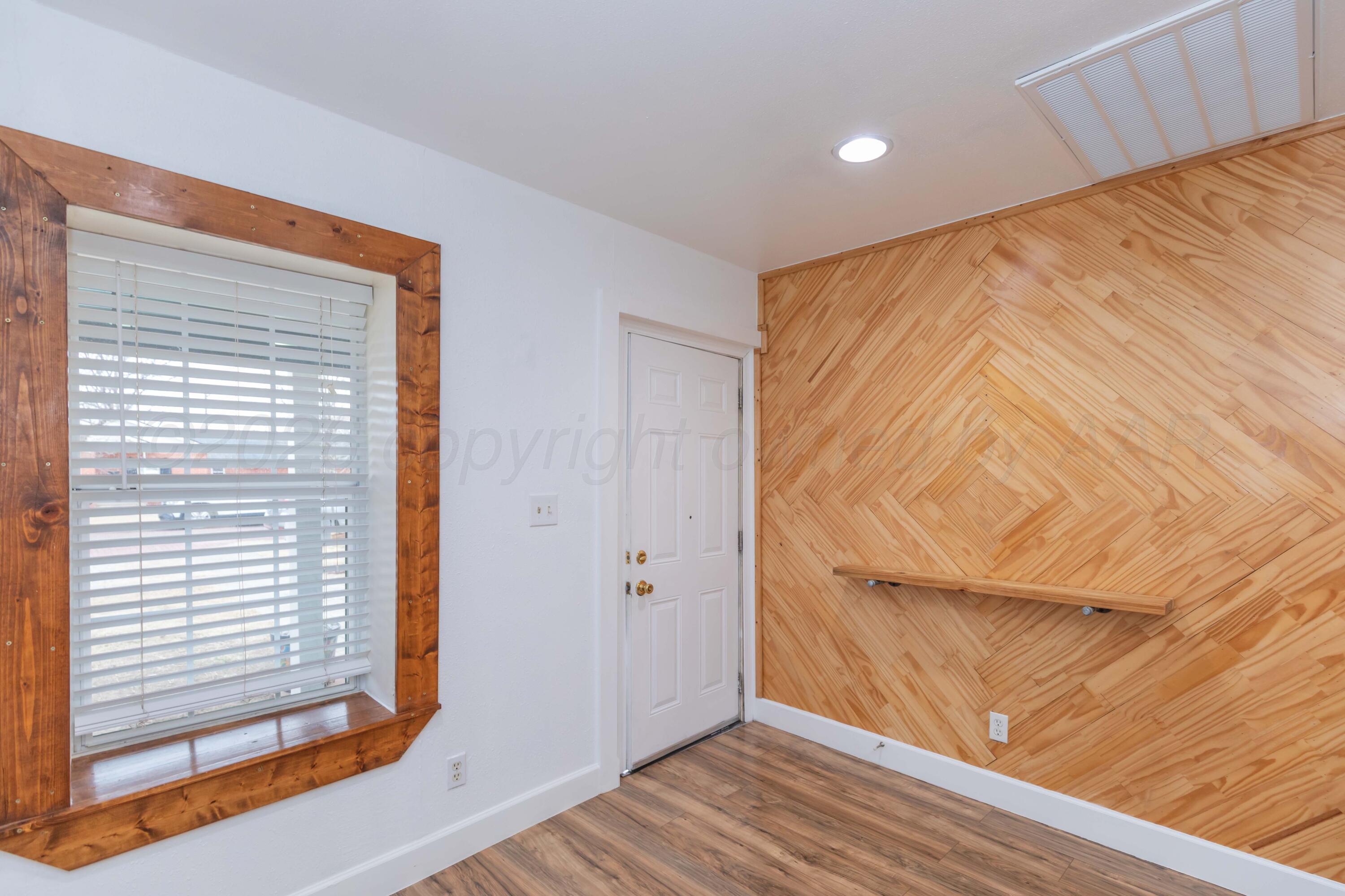 1503 7th Avenue Property Photo 11
