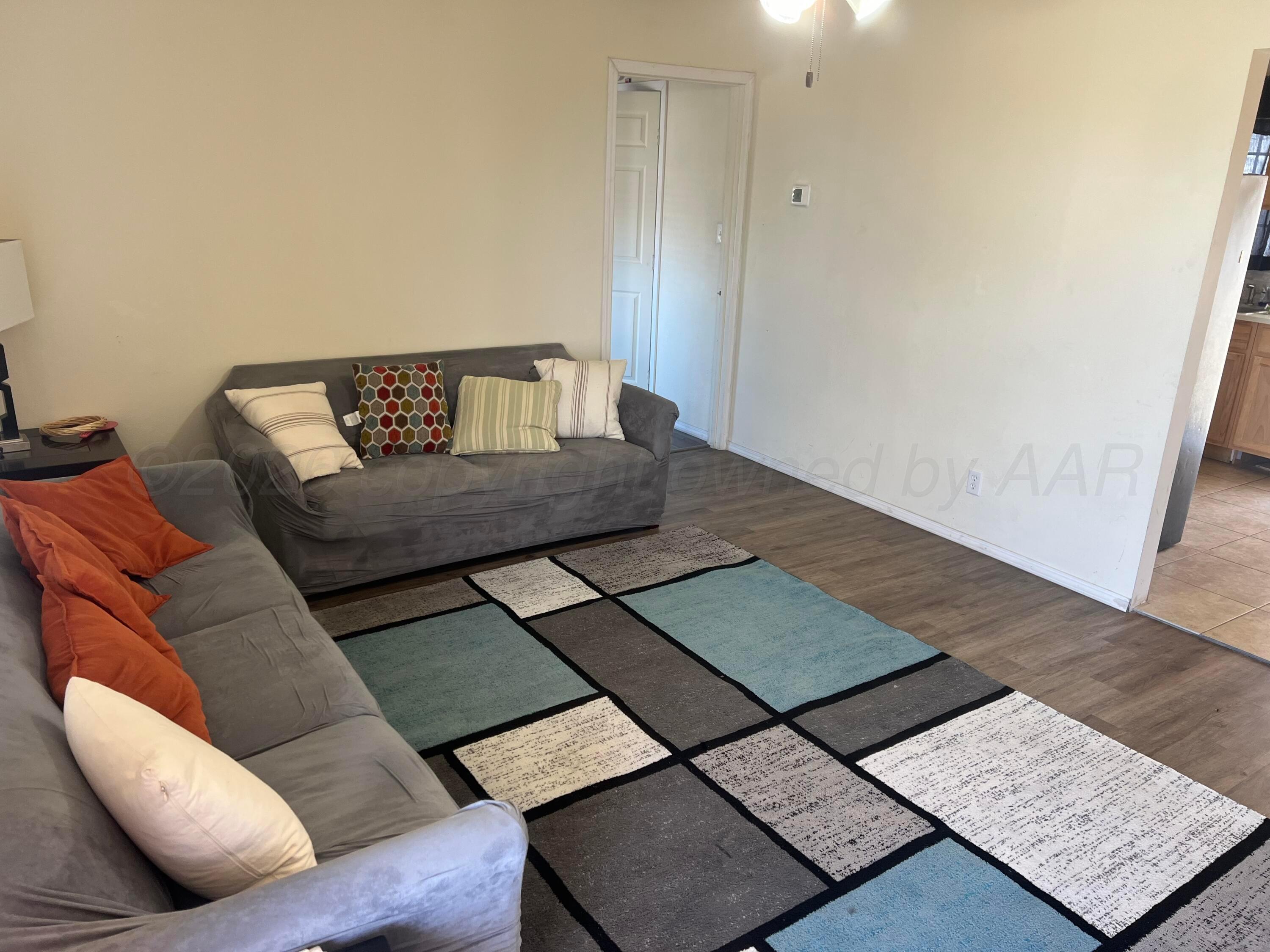 823 Latimer Street Property Photo 2