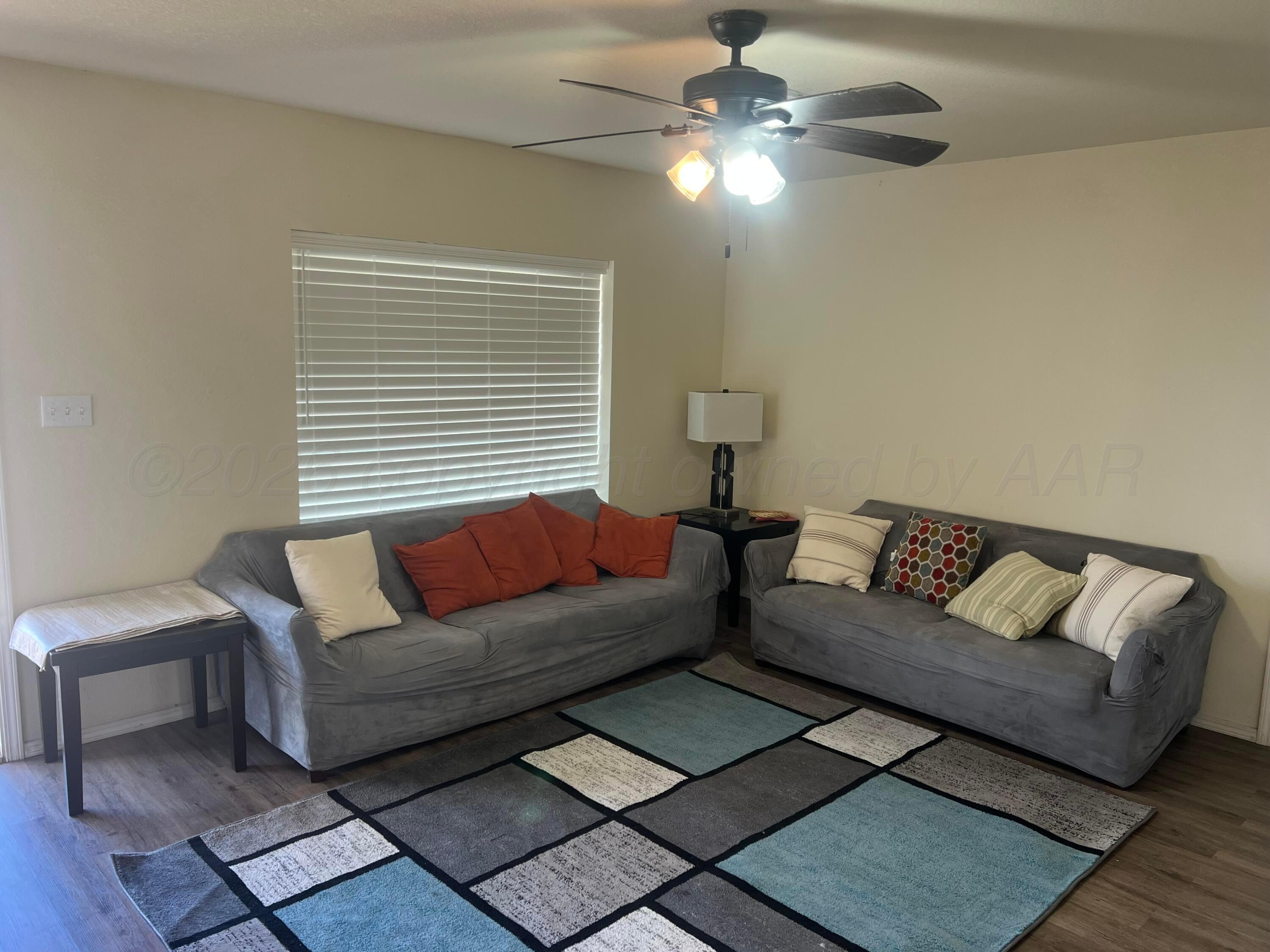 823 Latimer Street Property Photo 3