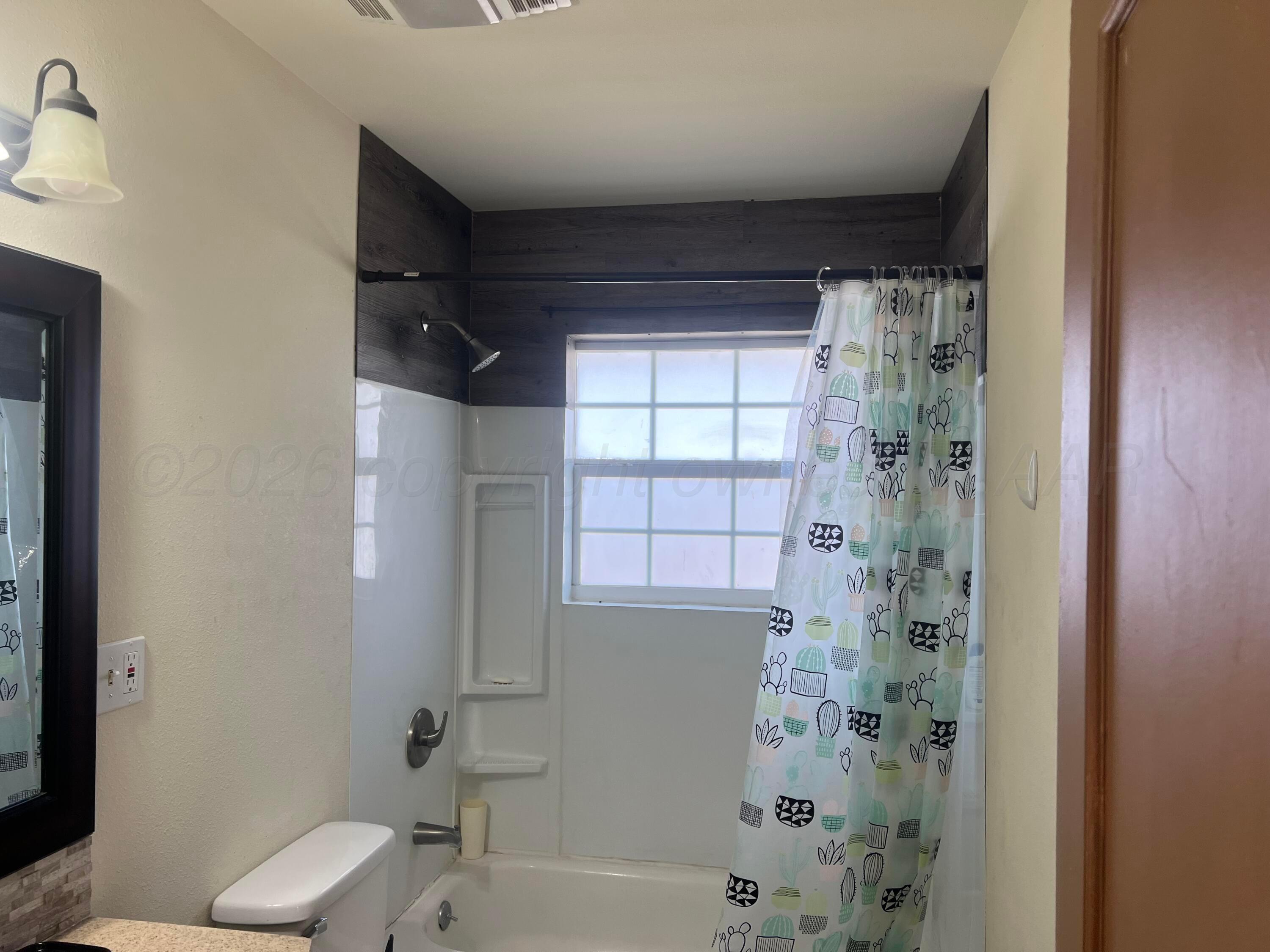 823 Latimer Street Property Photo 15