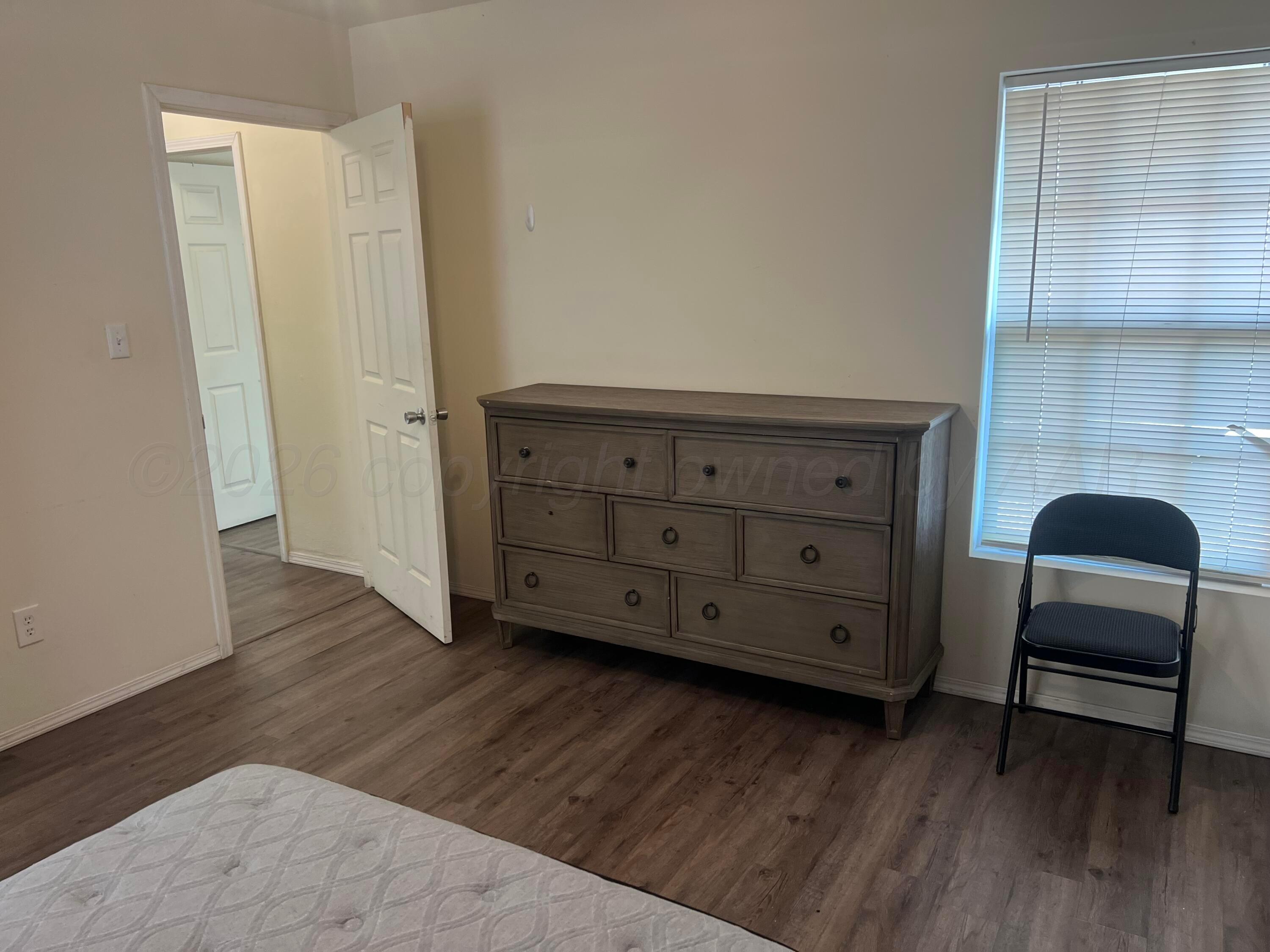 823 Latimer Street Property Photo 19