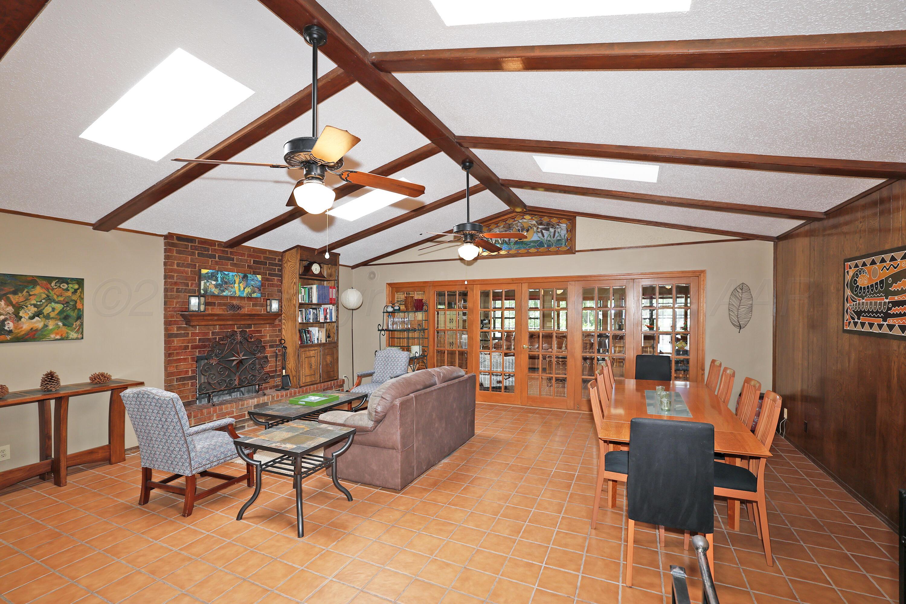 103 S Shore Drive Property Photo 8