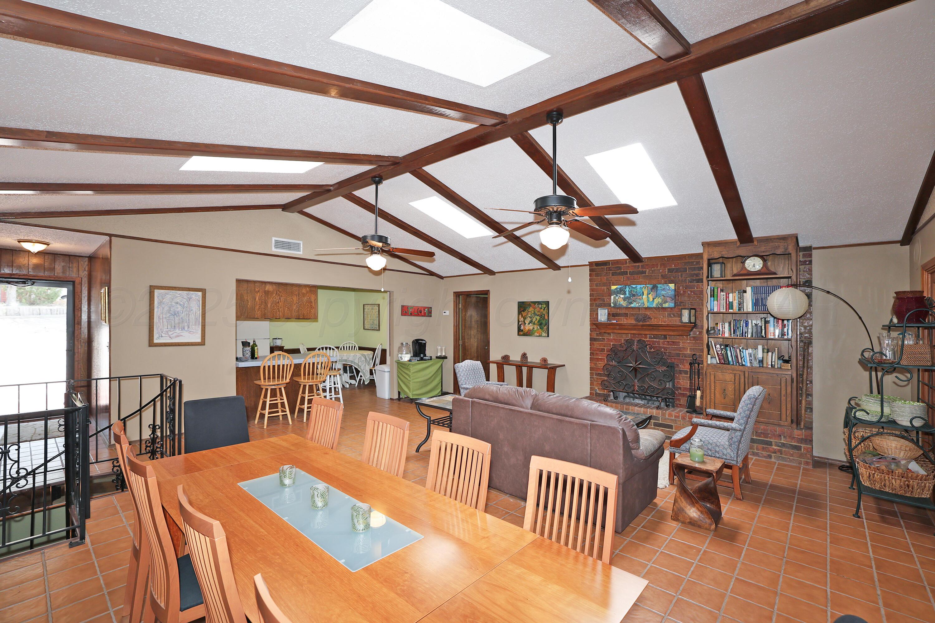 103 S Shore Drive Property Photo 9