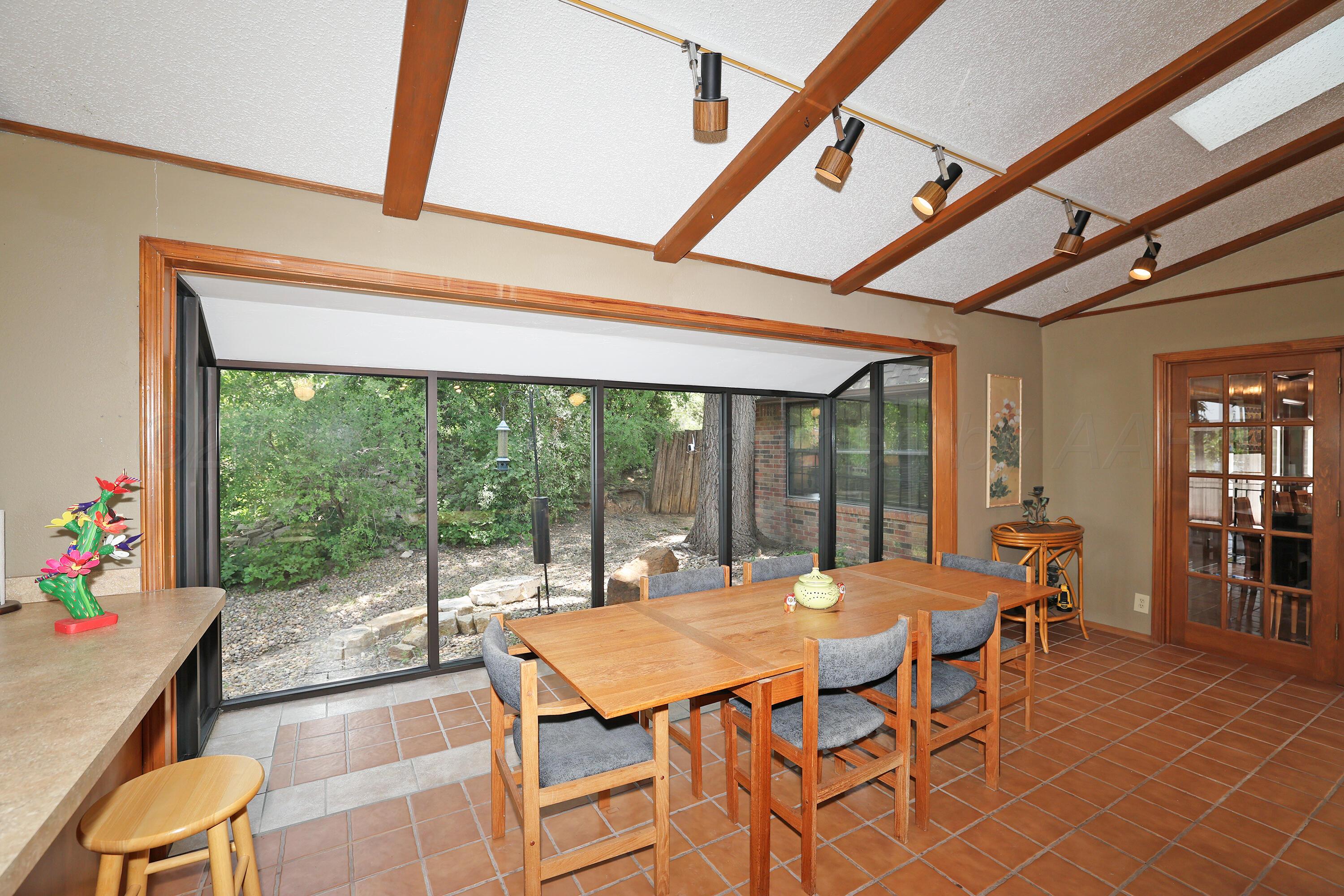 103 S Shore Drive Property Photo 15