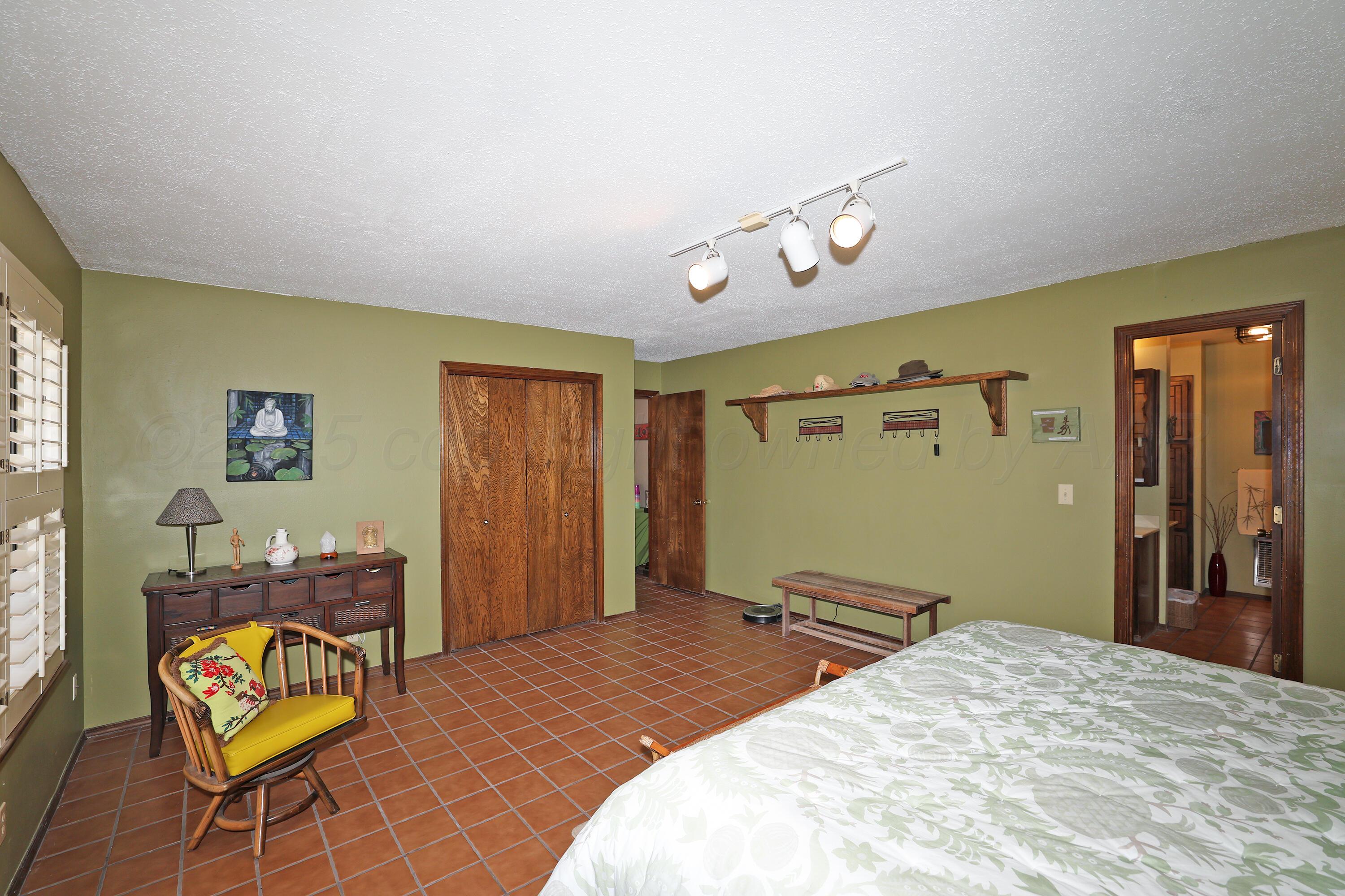 103 S Shore Drive Property Photo 20