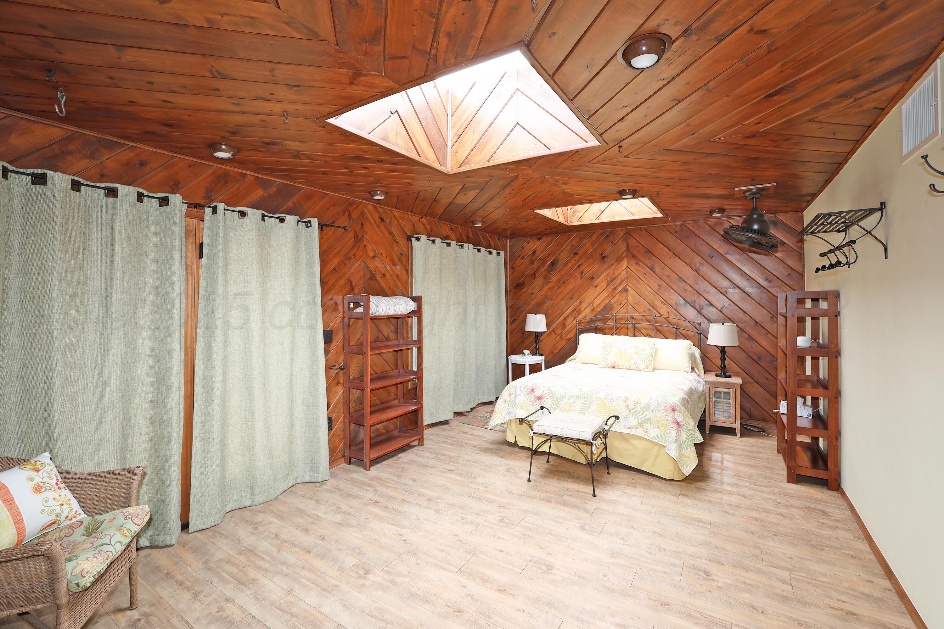 103 S Shore Drive Property Photo 26