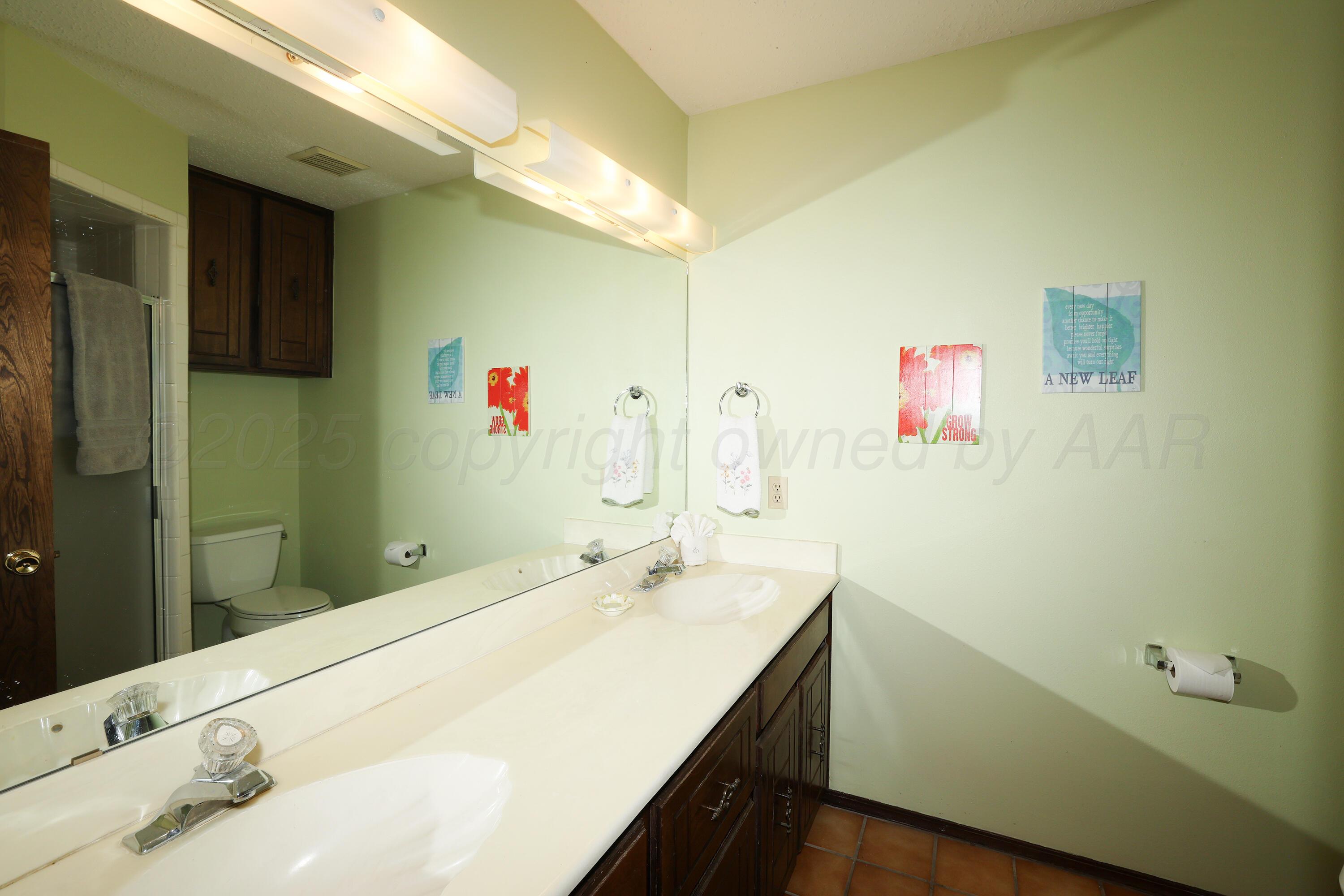 103 S Shore Drive Property Photo 33