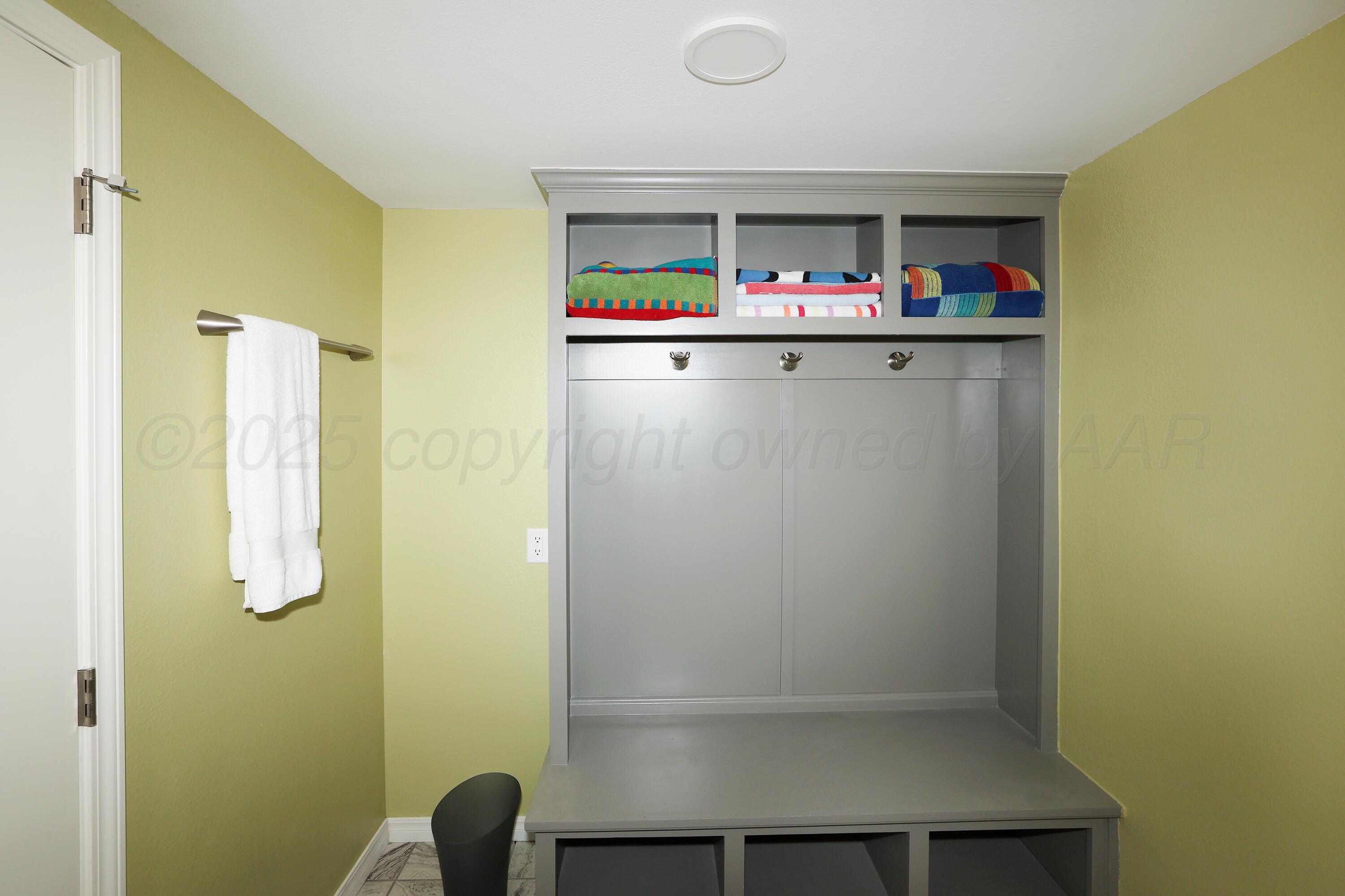 103 S Shore Drive Property Photo 42