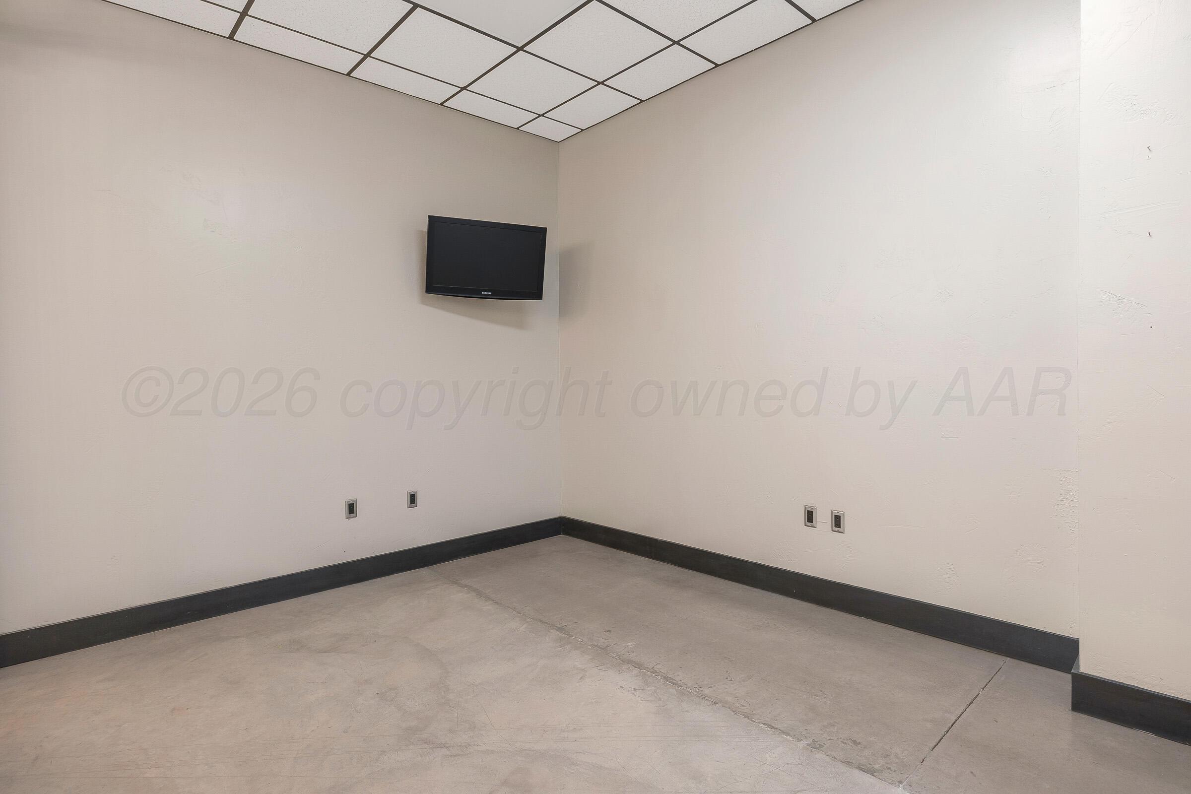 6103 S Coulter Street Property Photo 15