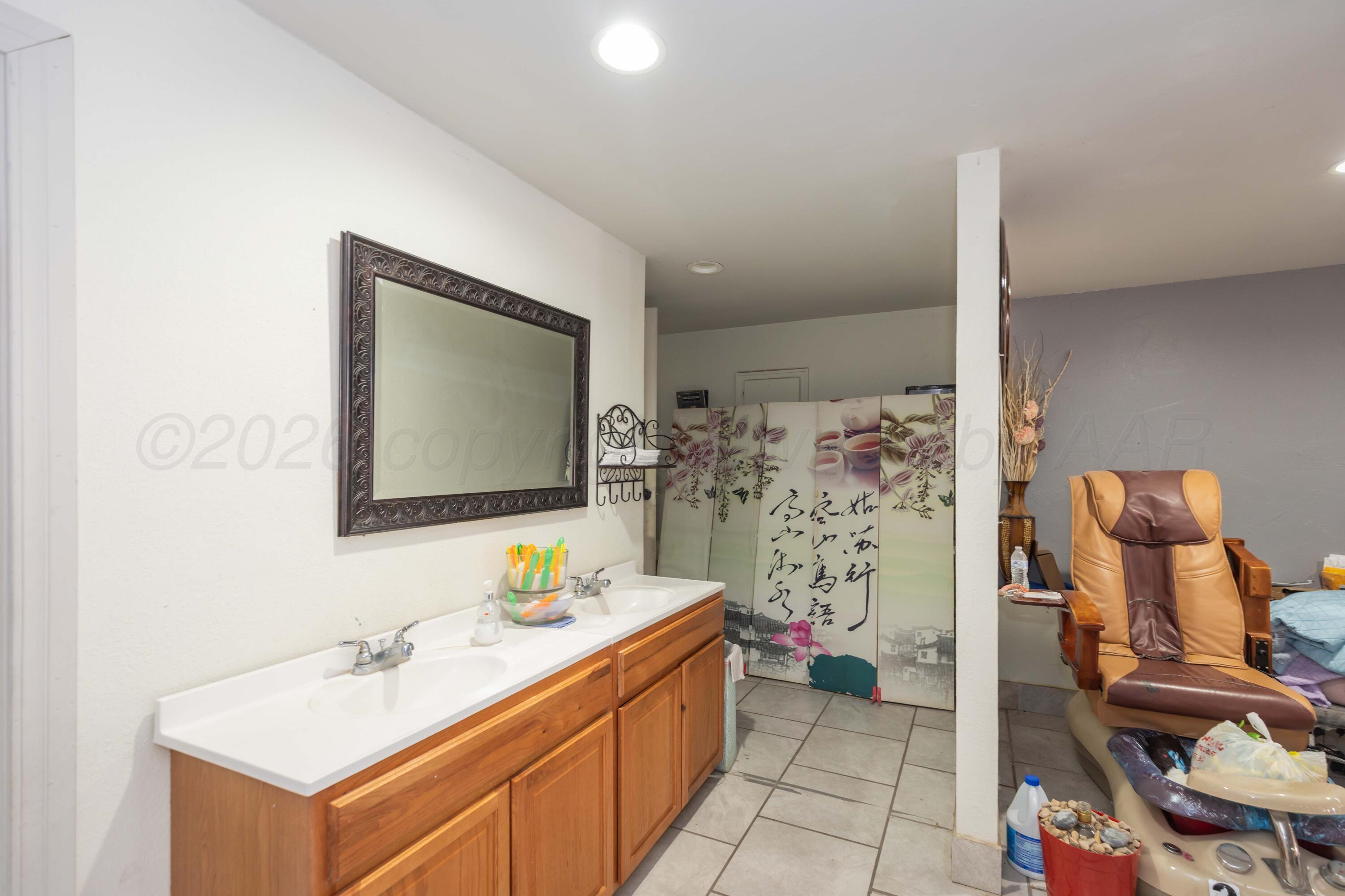 505 N Dumas Avenue Property Photo 8