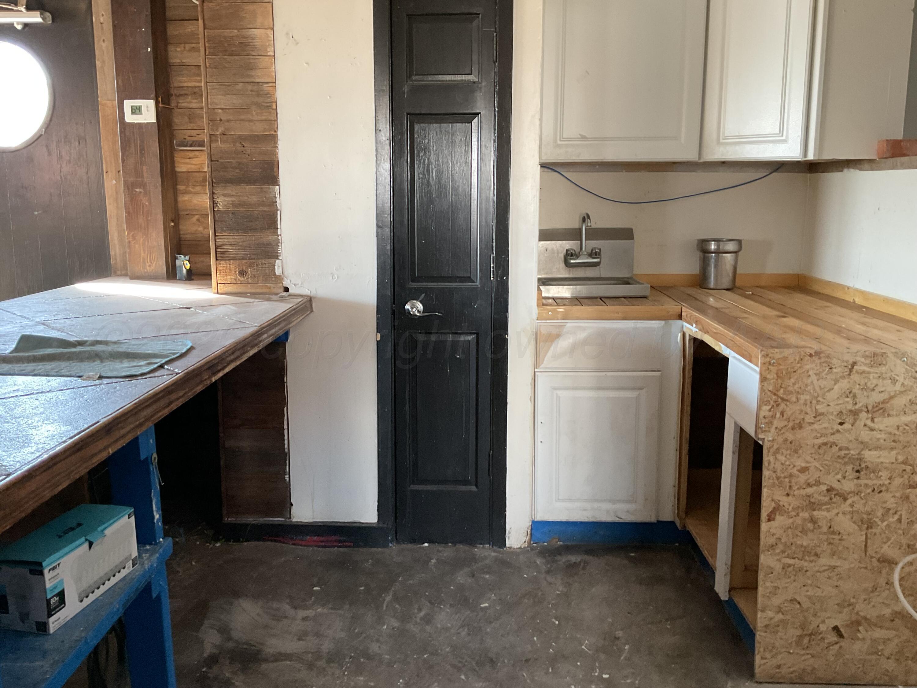 2300 Wells Street Property Photo 2