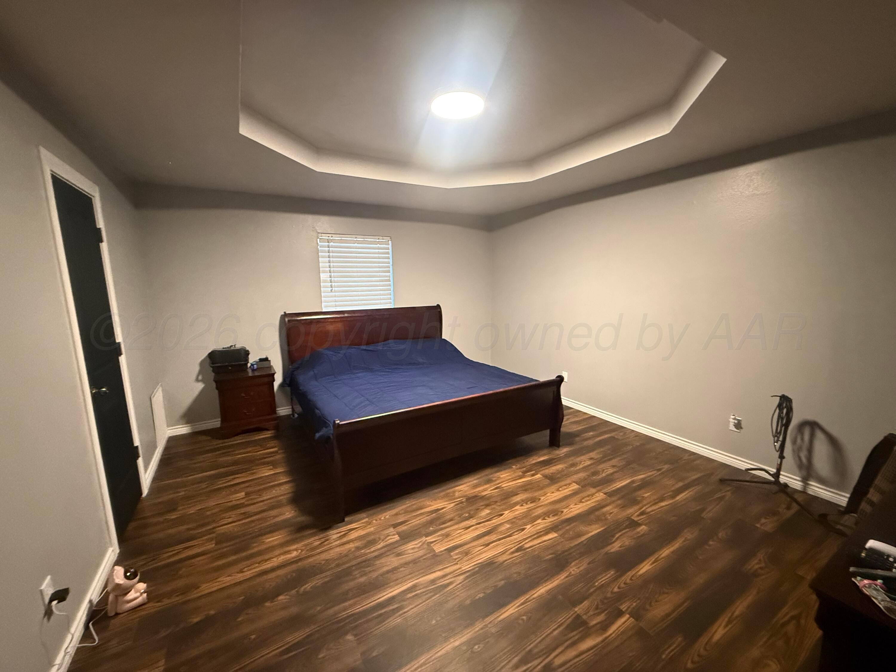 3321 S Birch Street Property Photo 8