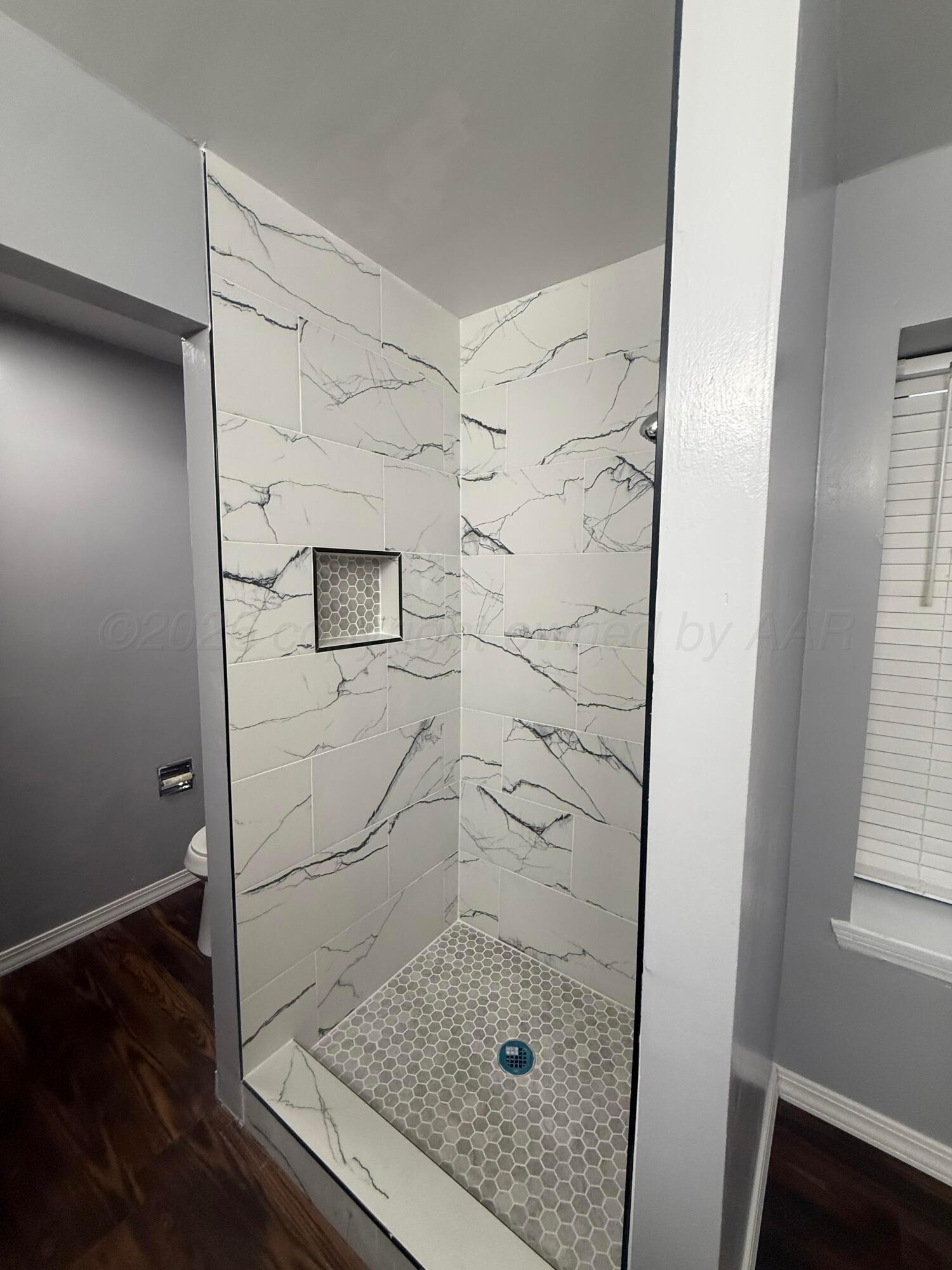 3321 S Birch Street Property Photo 10