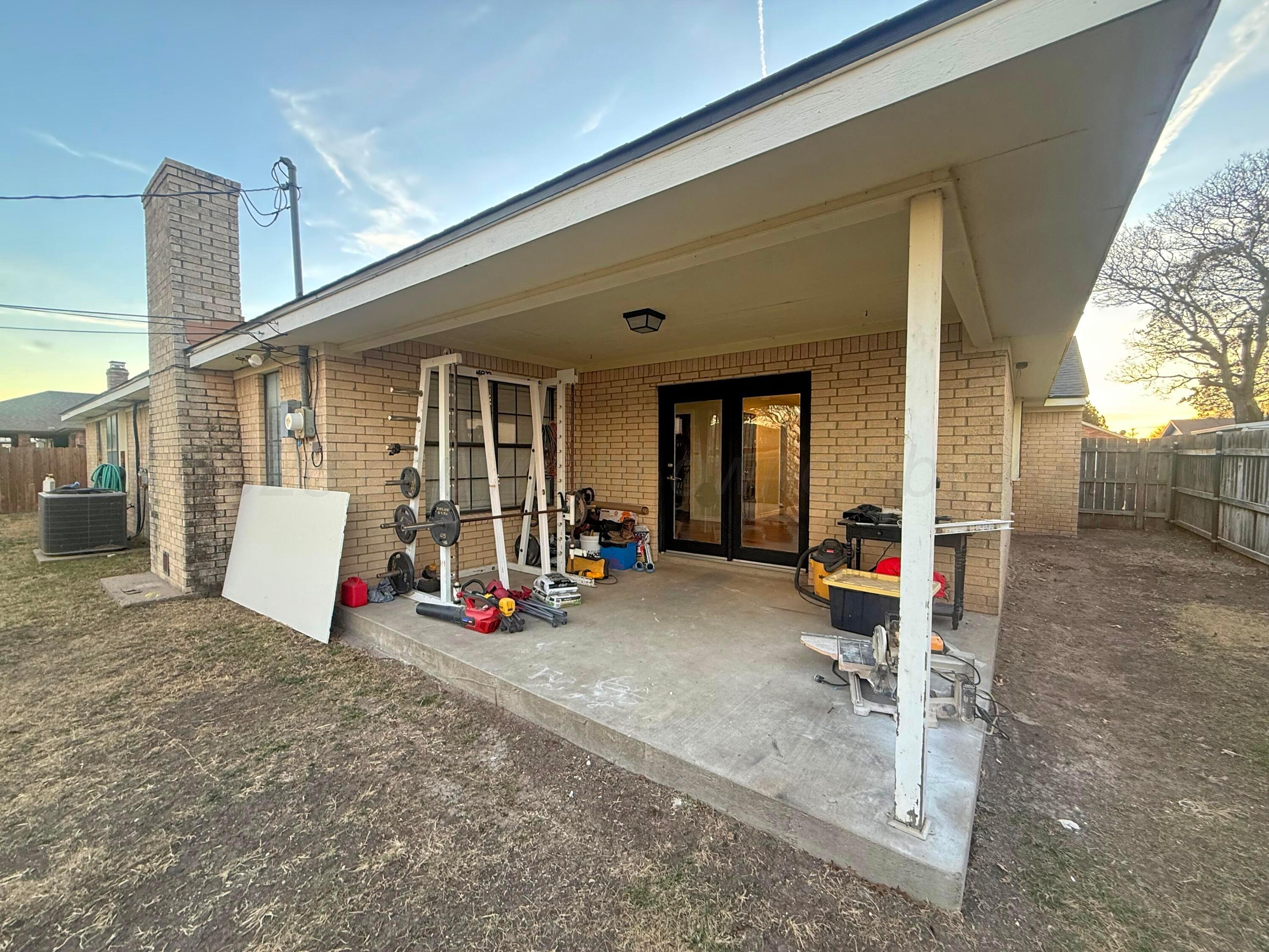 3321 S Birch Street Property Photo 14