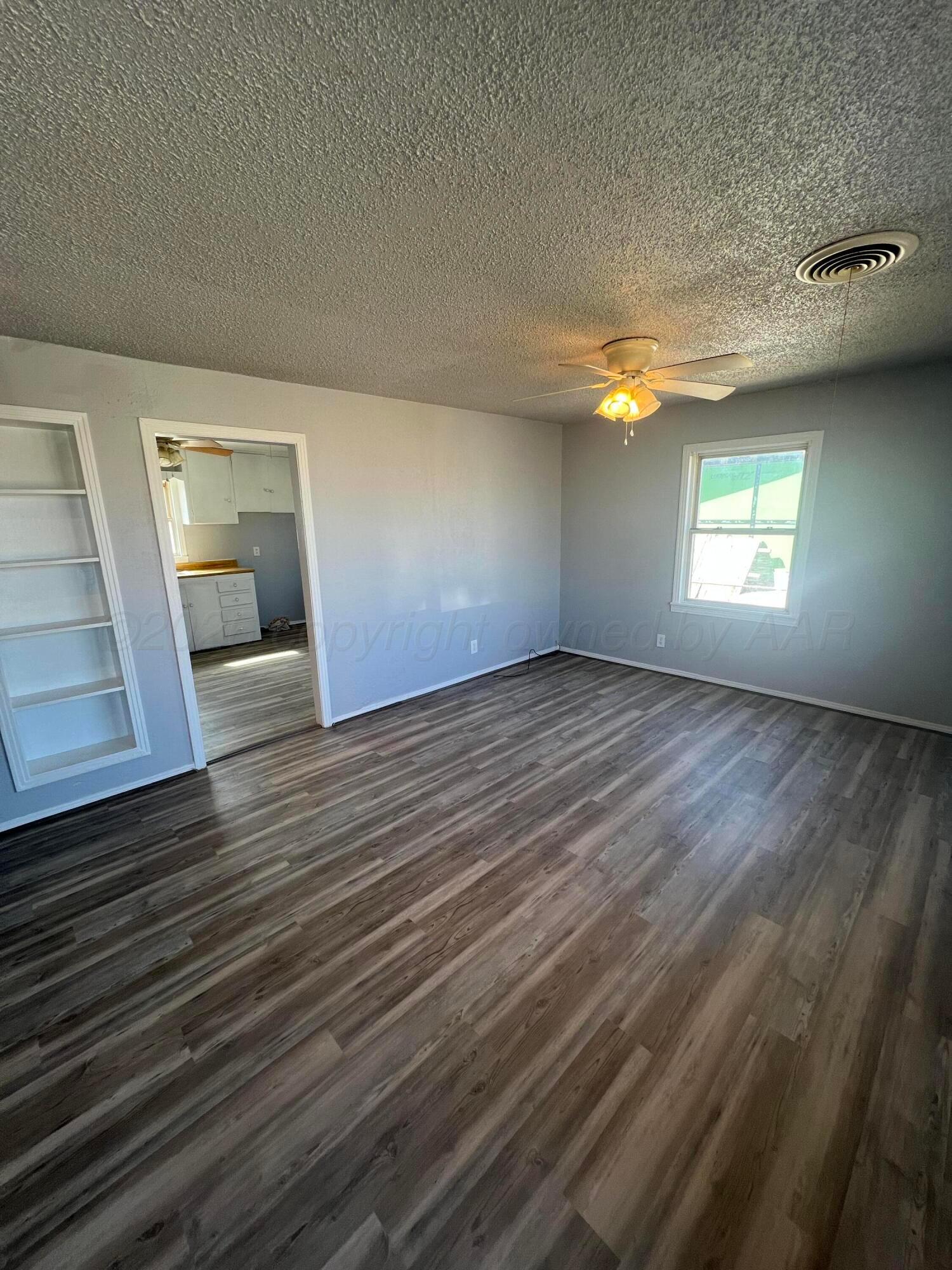 1635 Nw 20th Avenue Property Photo 2