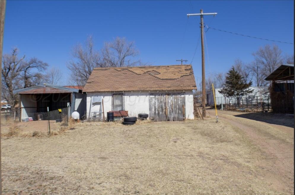 119 W 7th Property Photo 1