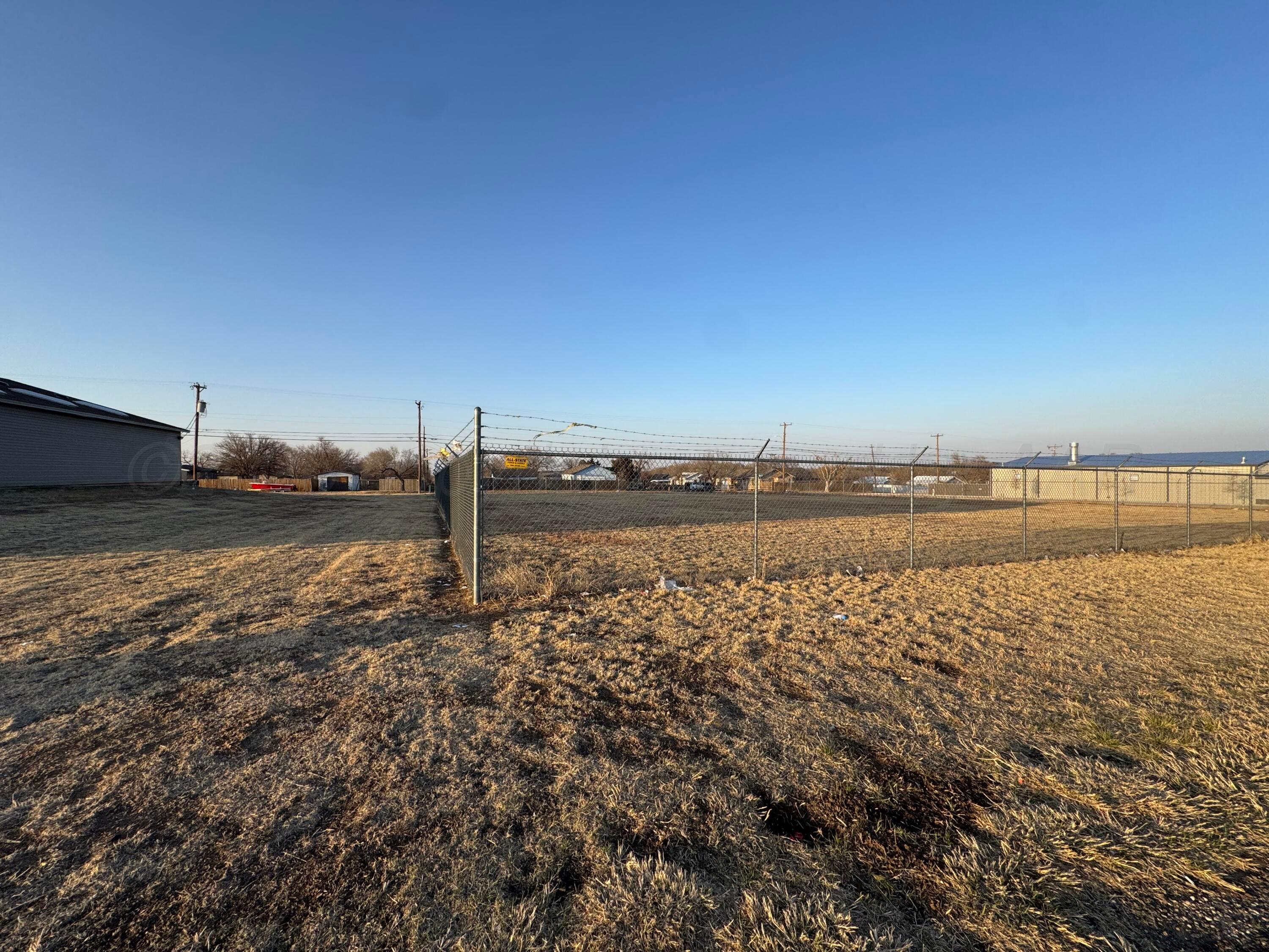 3400 W Amarillo Boulevard Property Photo 4